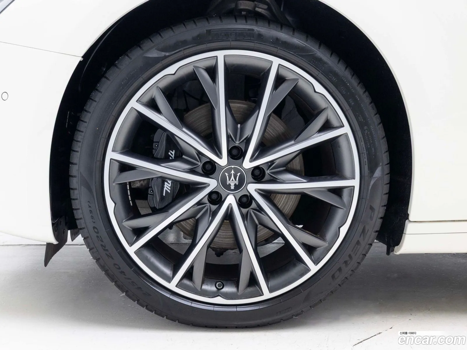 Maserati Ghibli 2023 — 7