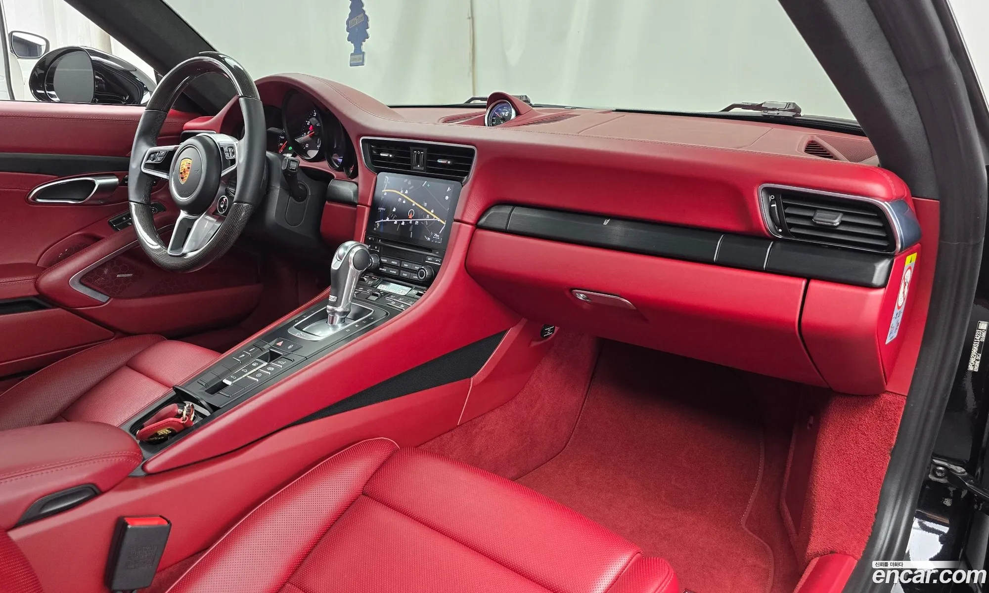 Porsche 911 2019 WP0AB2996KS114233 — 26