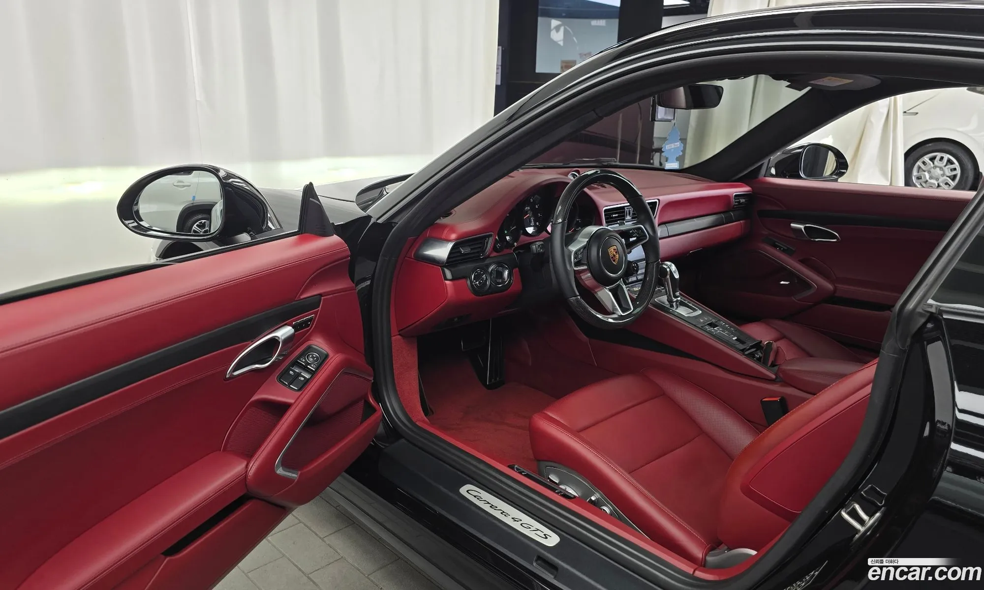 Porsche 911 2019 WP0AB2996KS114233 — 3