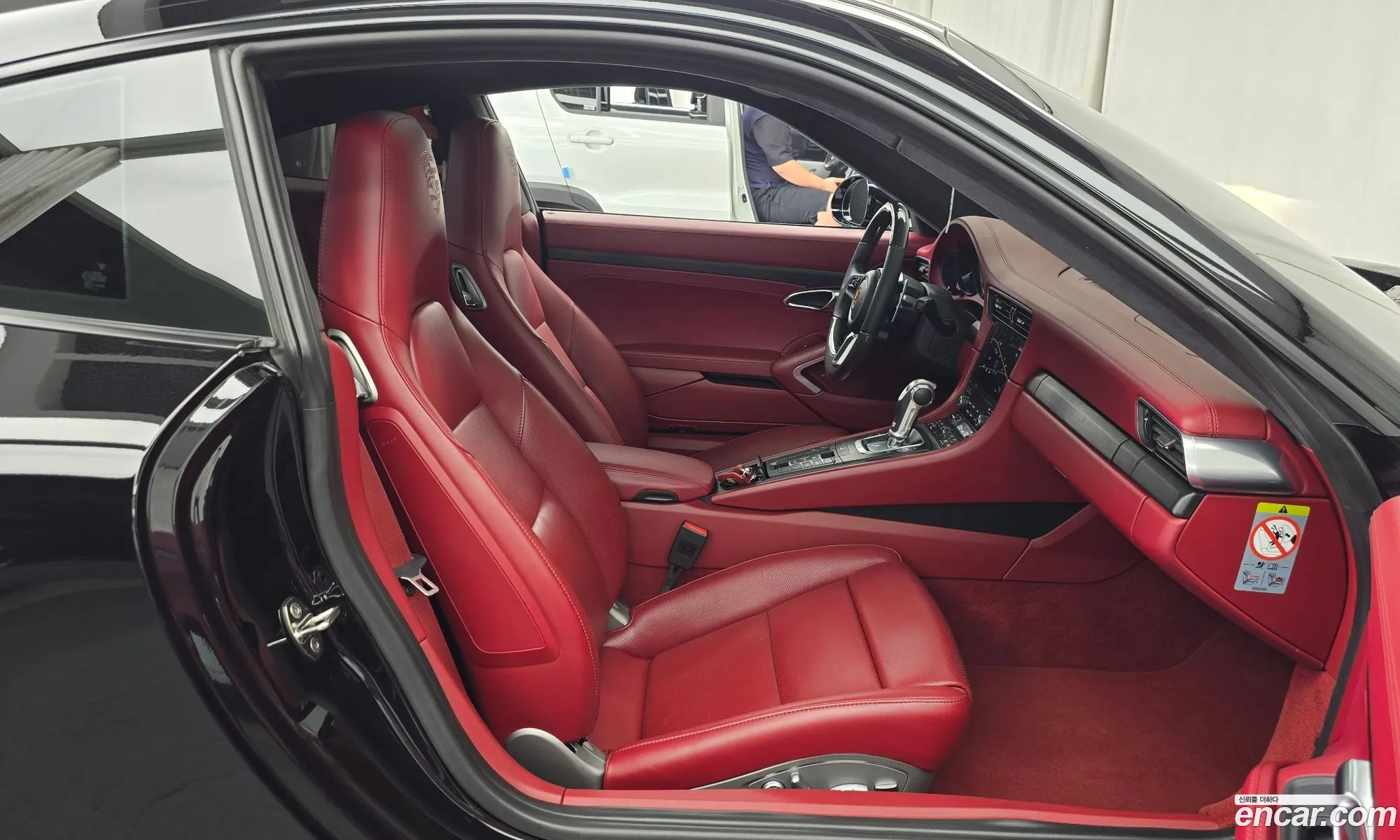 Porsche 911 2019 WP0AB2996KS114233 — 24