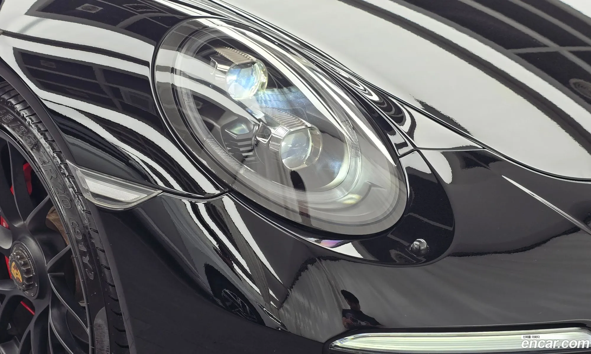 Porsche 911 2019 WP0AB2996KS114233 — 14