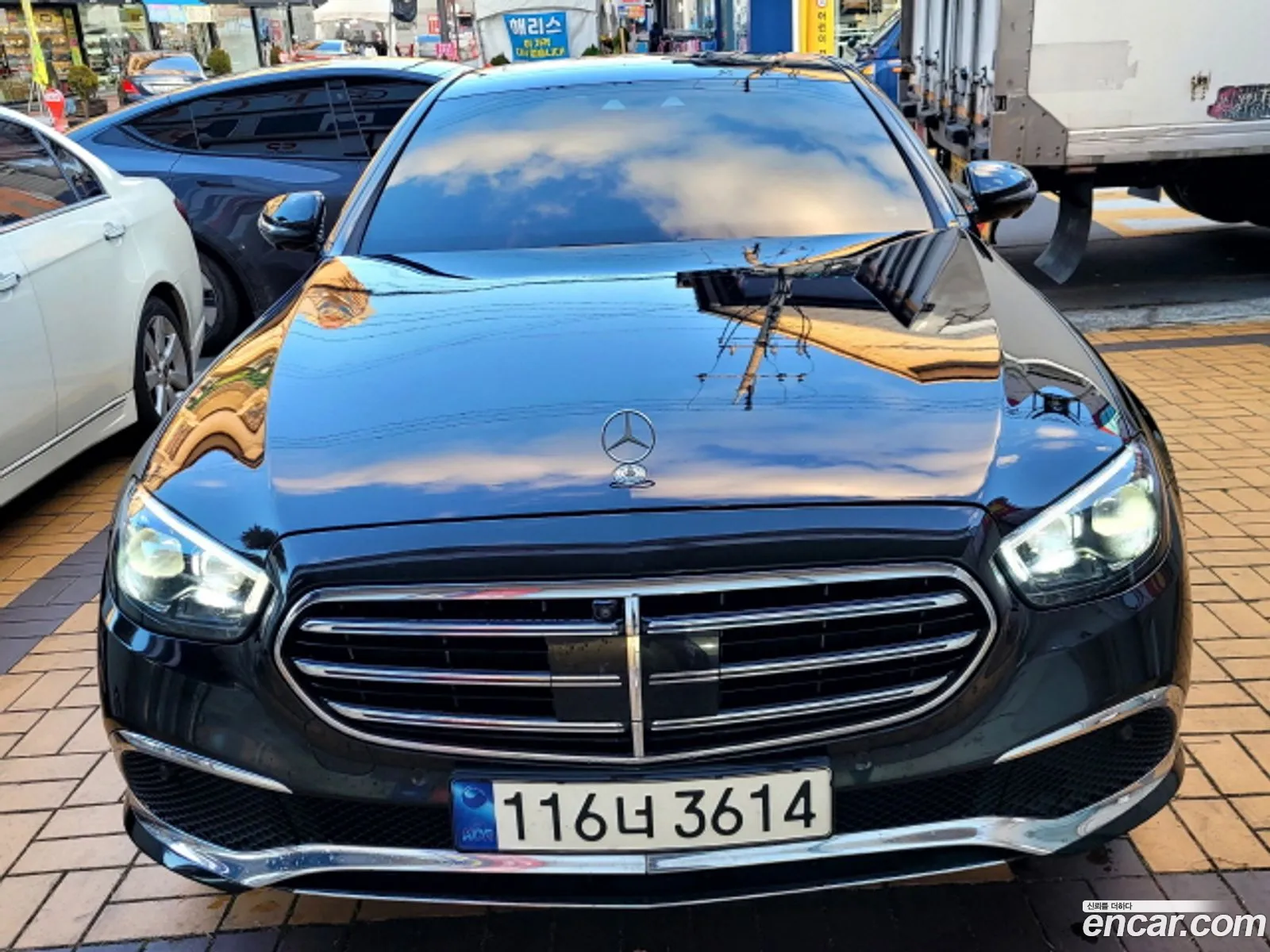 Mercedes-Benz E-Class W213 2023 — 14