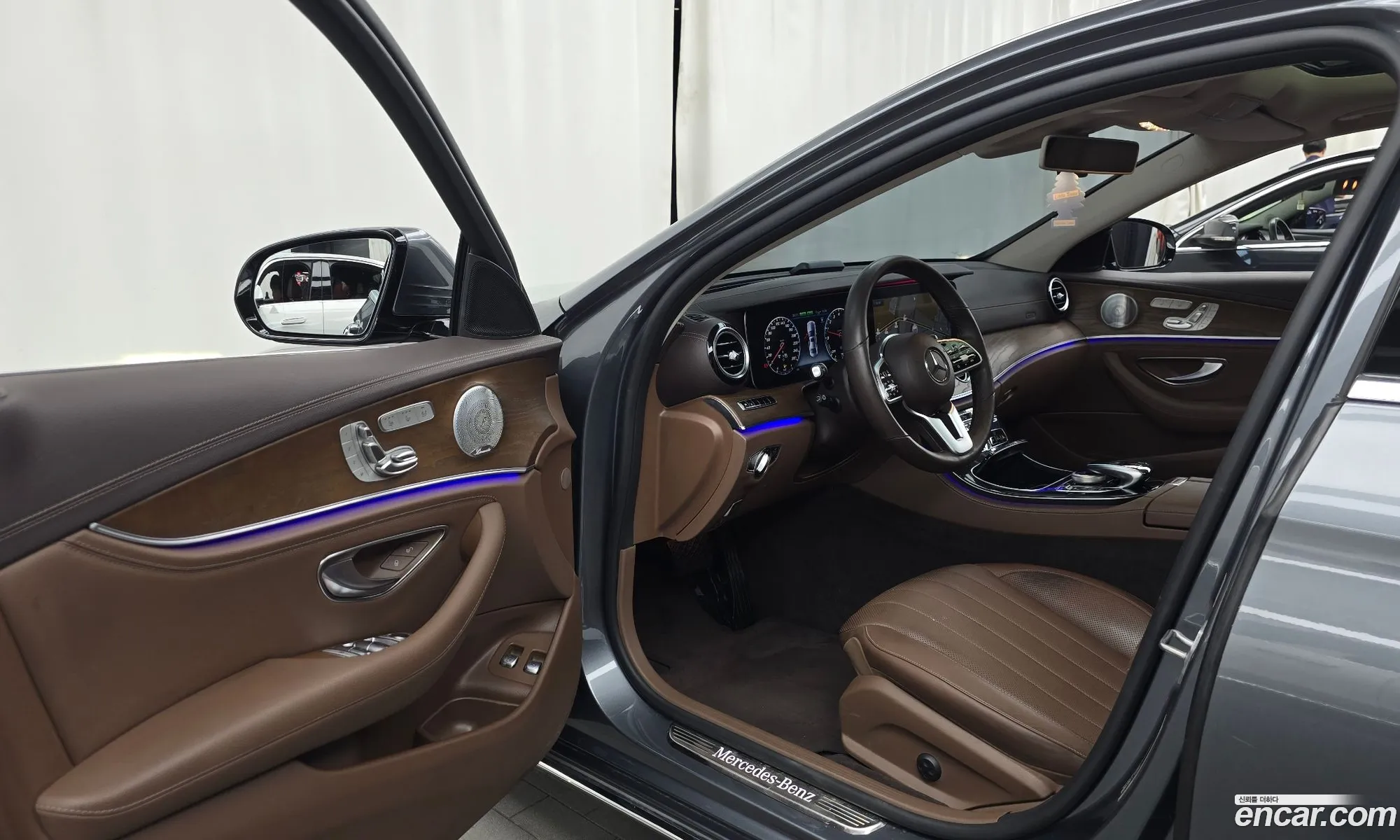 Mercedes-Benz E-Class W213 2019 WDDZF5DB8KA660224 — 26