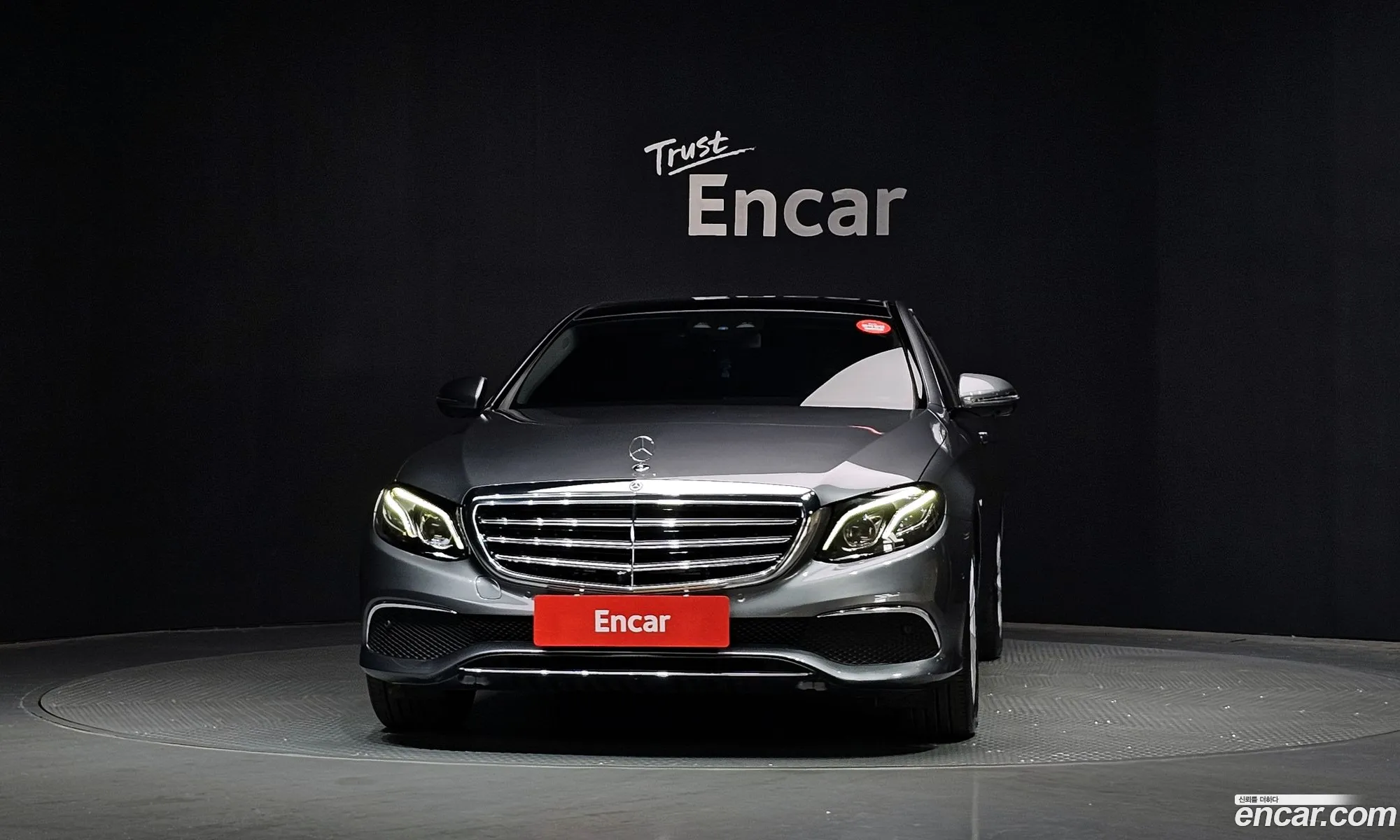 Mercedes-Benz E-Class W213 2019 WDDZF5DB8KA660224 — 32