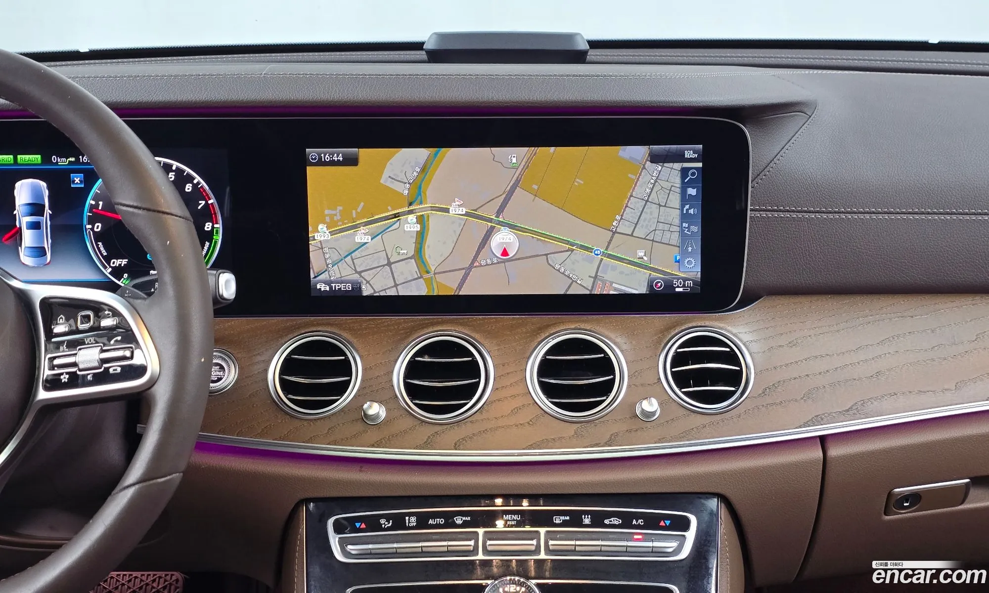 Mercedes-Benz E-Class W213 2019 WDDZF5DB8KA660224 — 27
