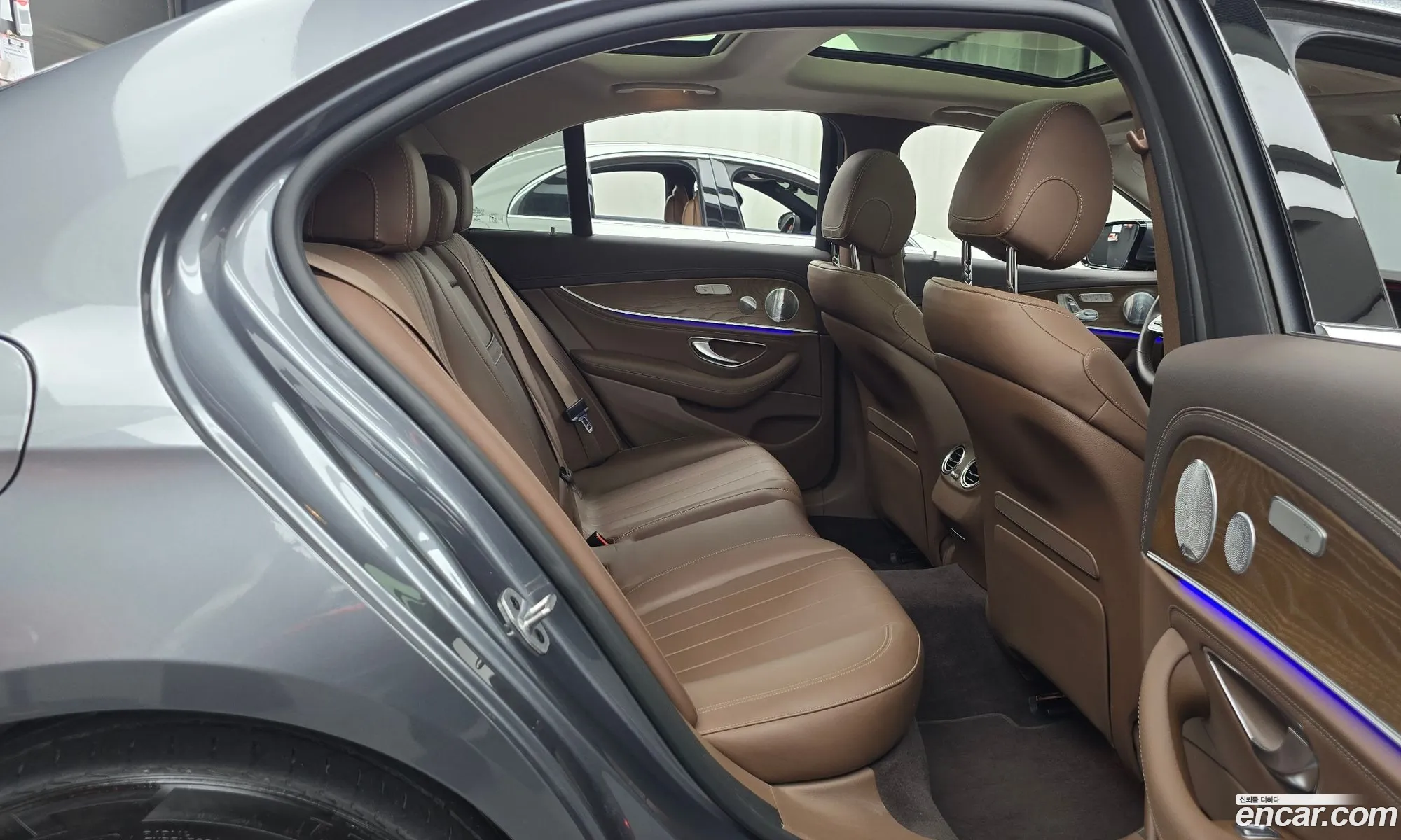 Mercedes-Benz E-Class W213 2019 WDDZF5DB8KA660224 — 14