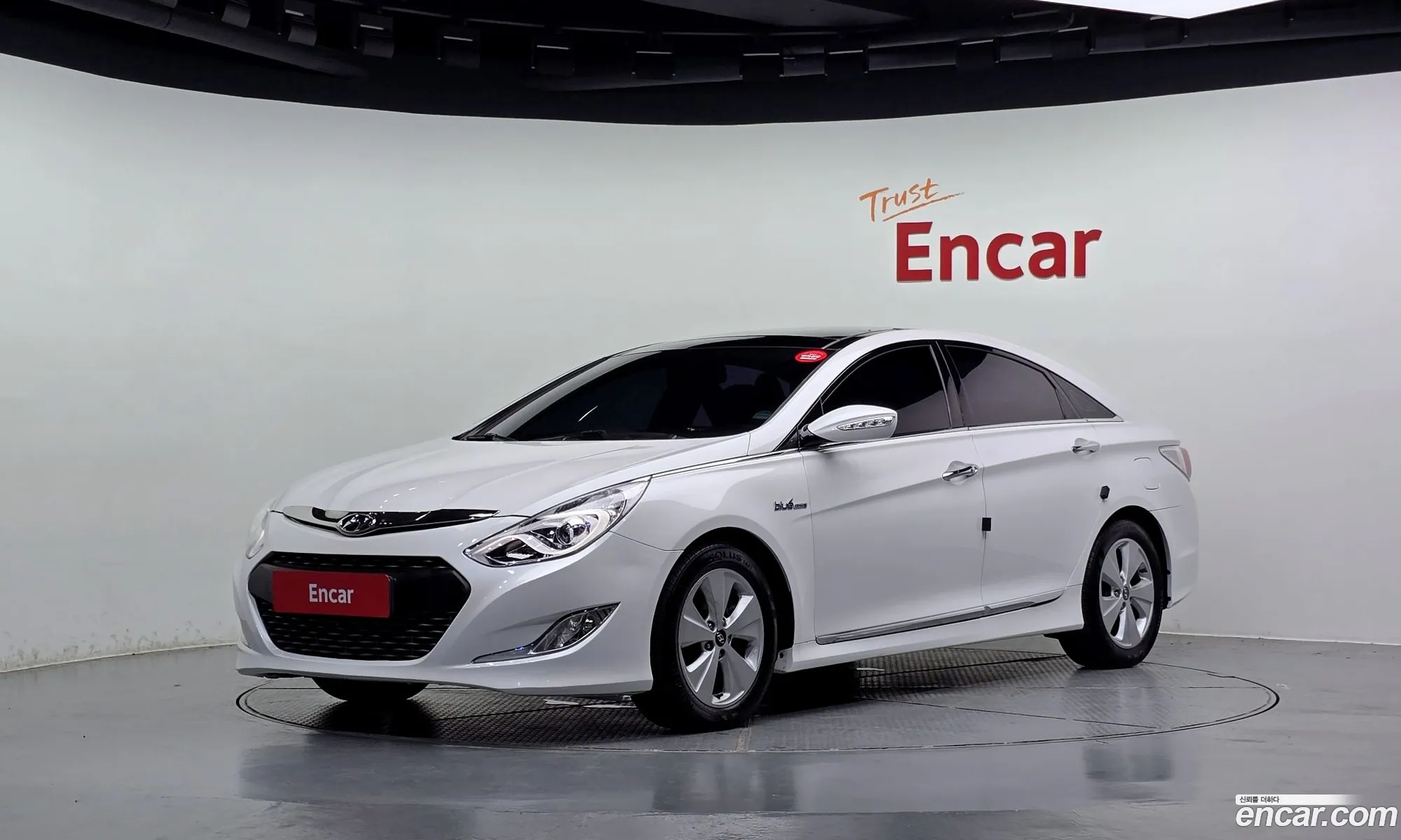 Hyundai Sonata Hybrid 2012 — 4