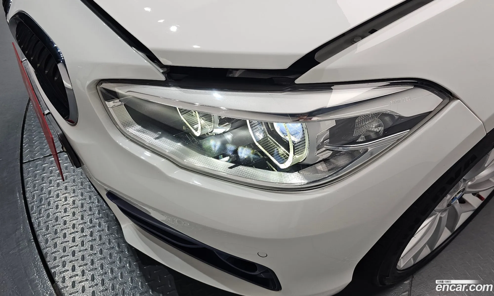 BMW 1 Series 2016 WBA1S5108G5D25924 — 25