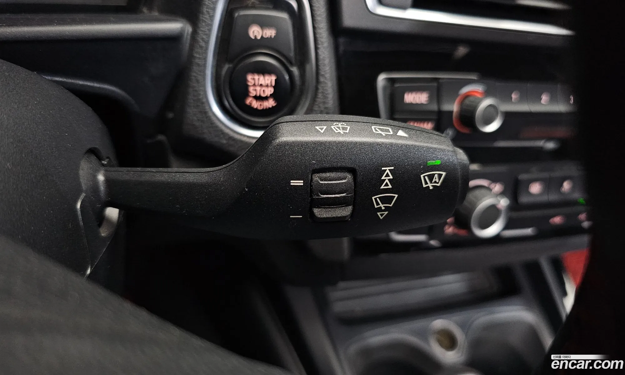 BMW 1 Series 2016 WBA1S5108G5D25924 — 28