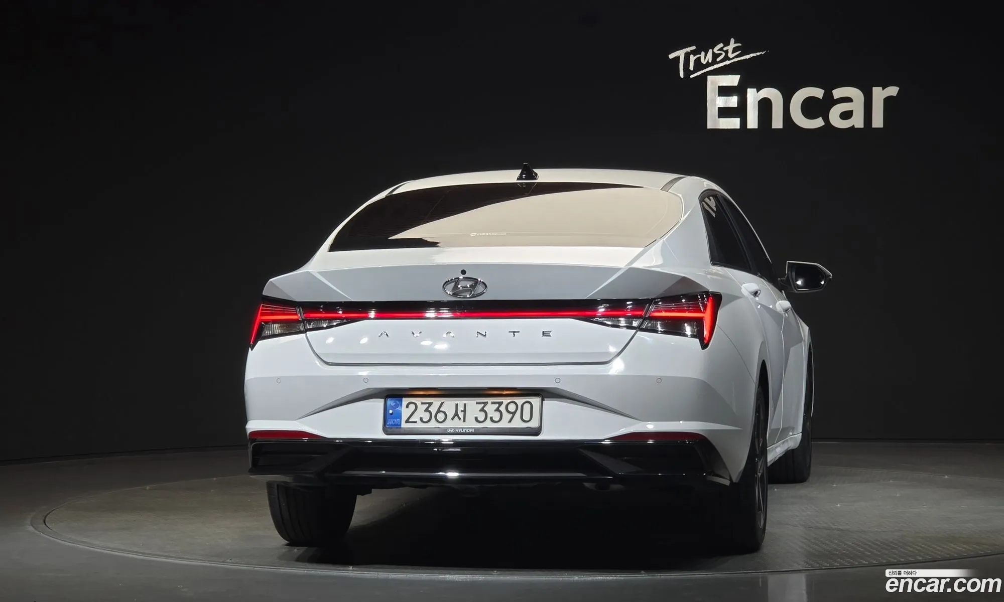 Hyundai Elantra 2021 — 3