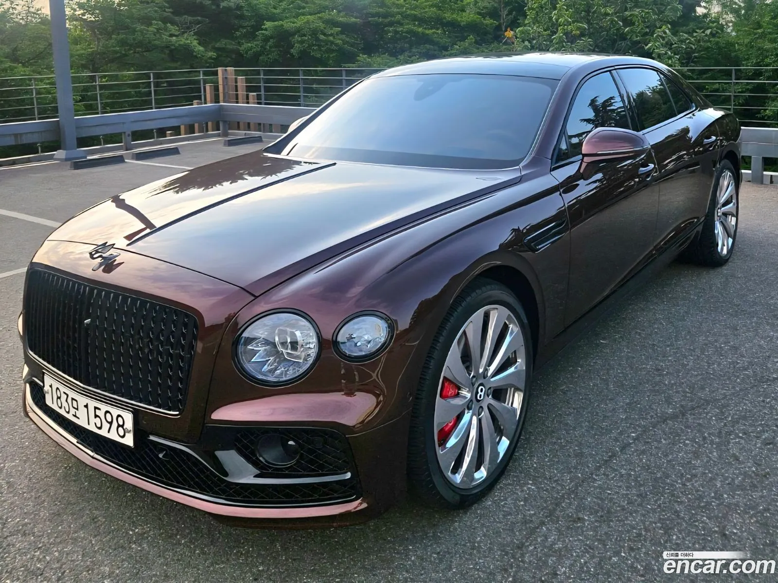 Bentley Flying Spur 2022 — 11