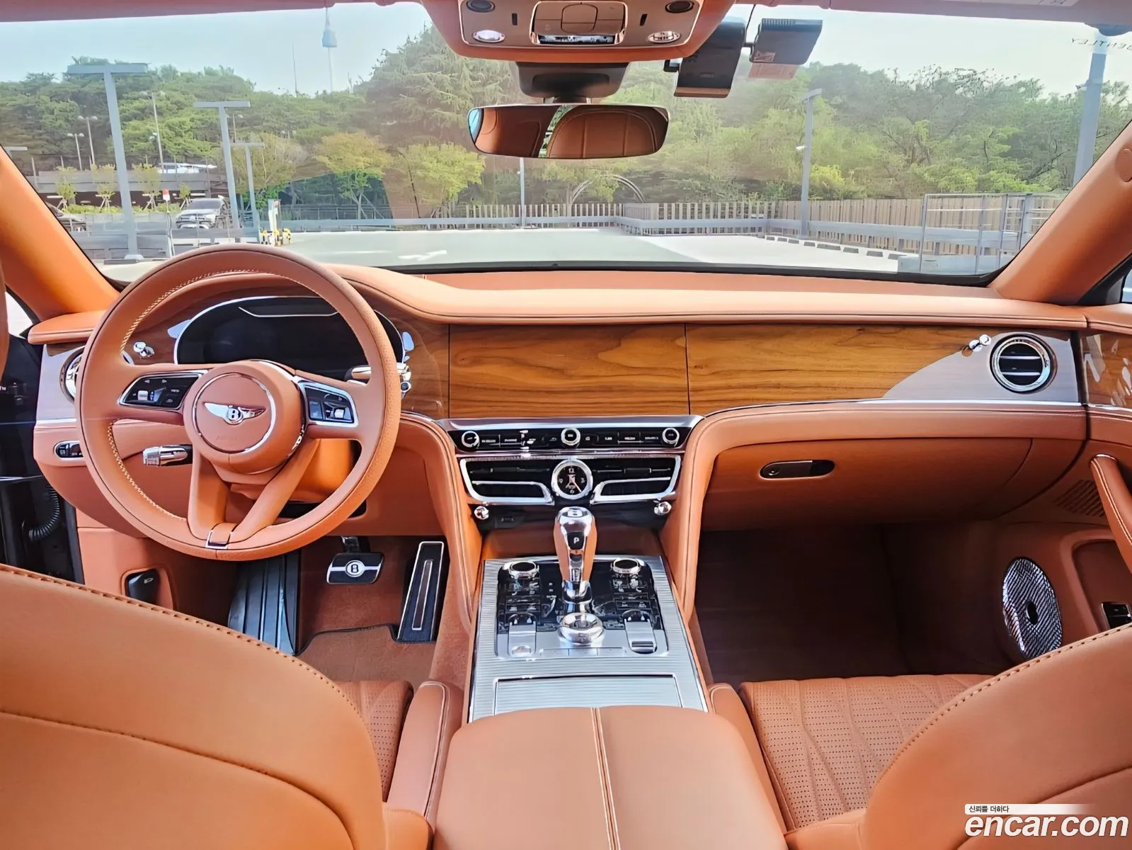 Bentley Flying Spur 2022 — 10