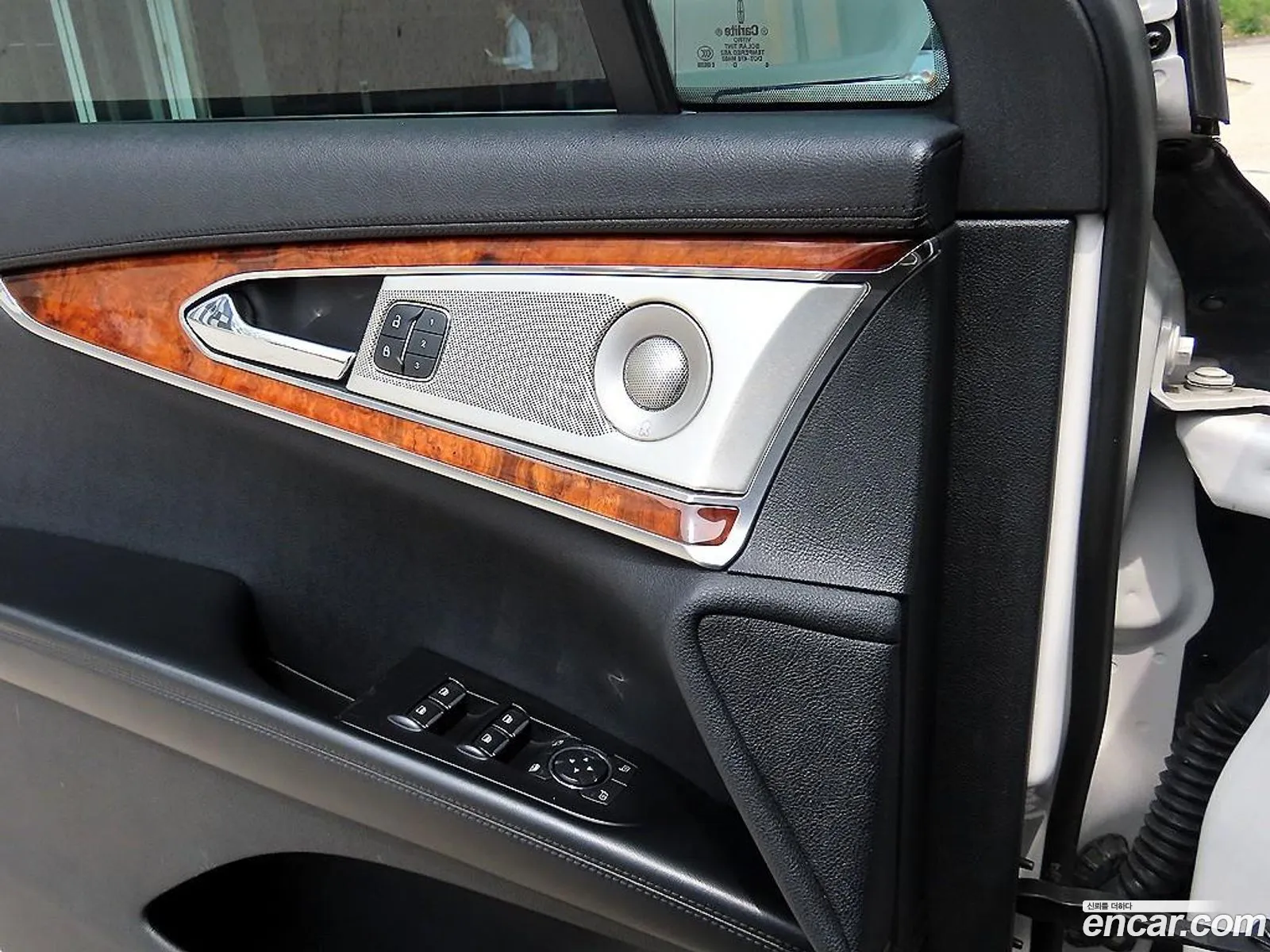 Lincoln MKX 2016 — 13