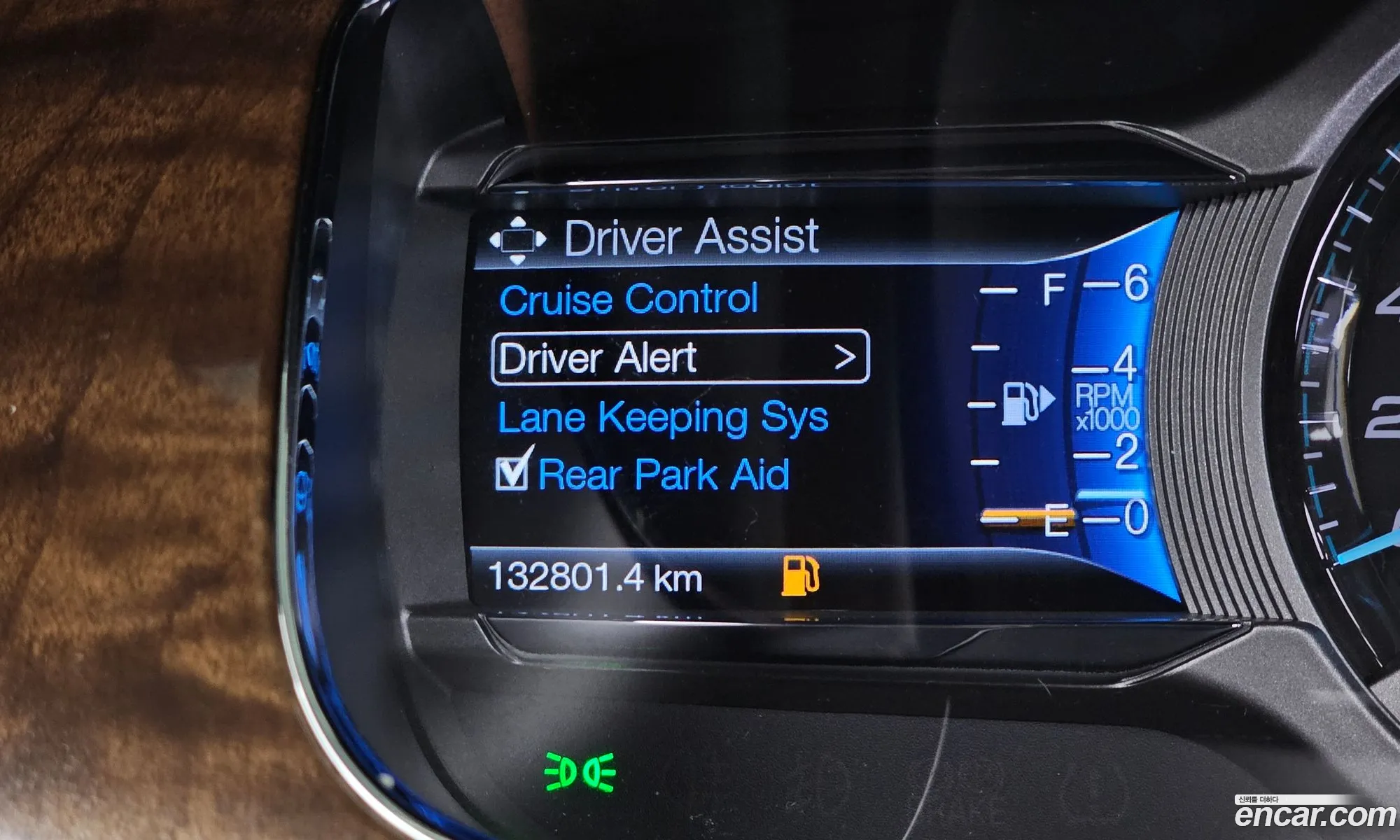 Ford Taurus 2017 1FAHP2F93HG106158 — 9