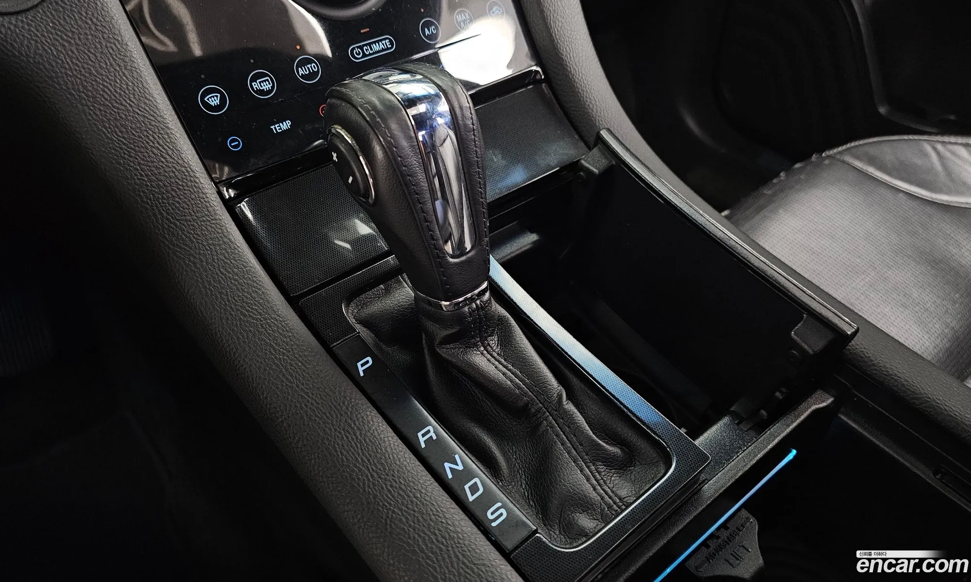 Ford Taurus 2017 1FAHP2F93HG106158 — 10