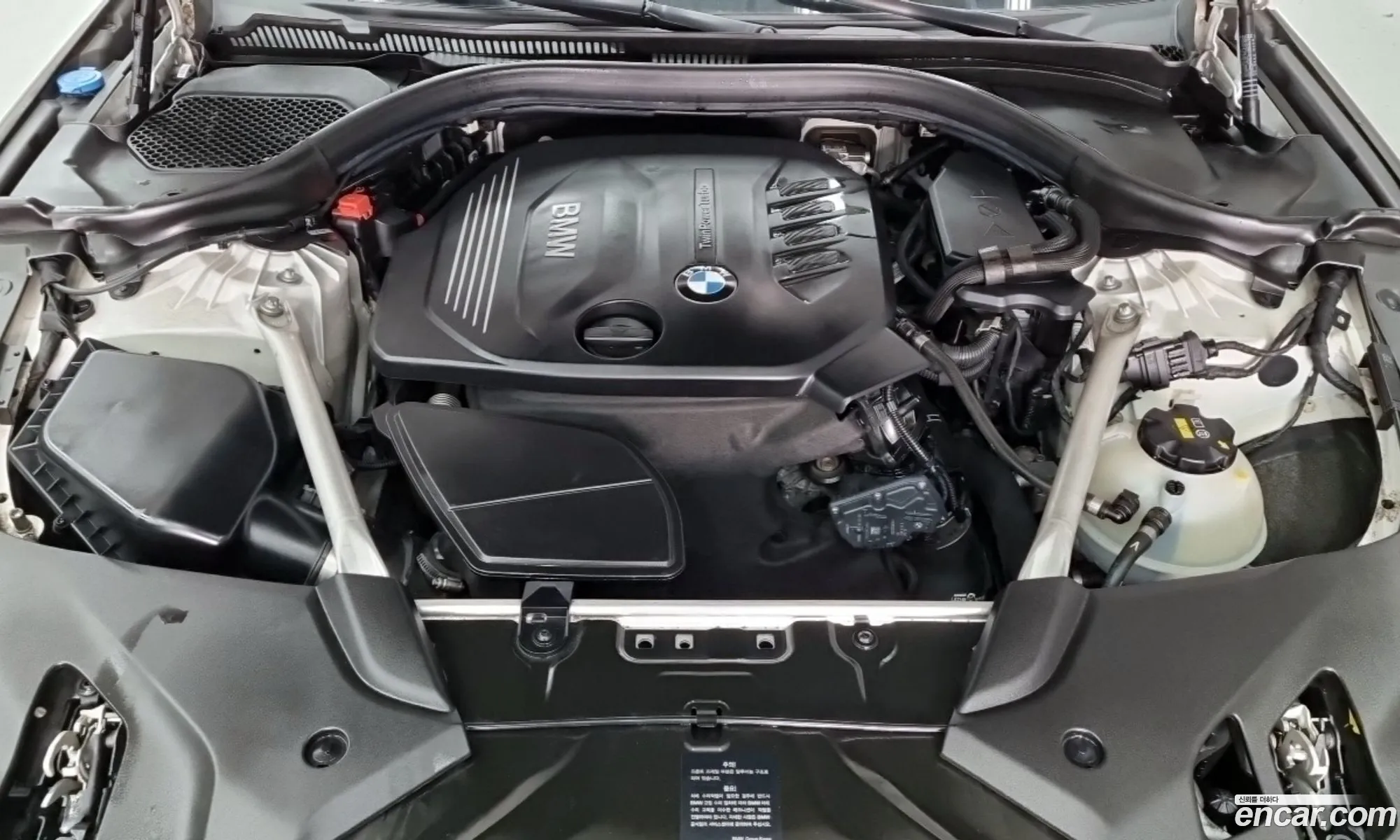 BMW 5 Series 2018 — 13