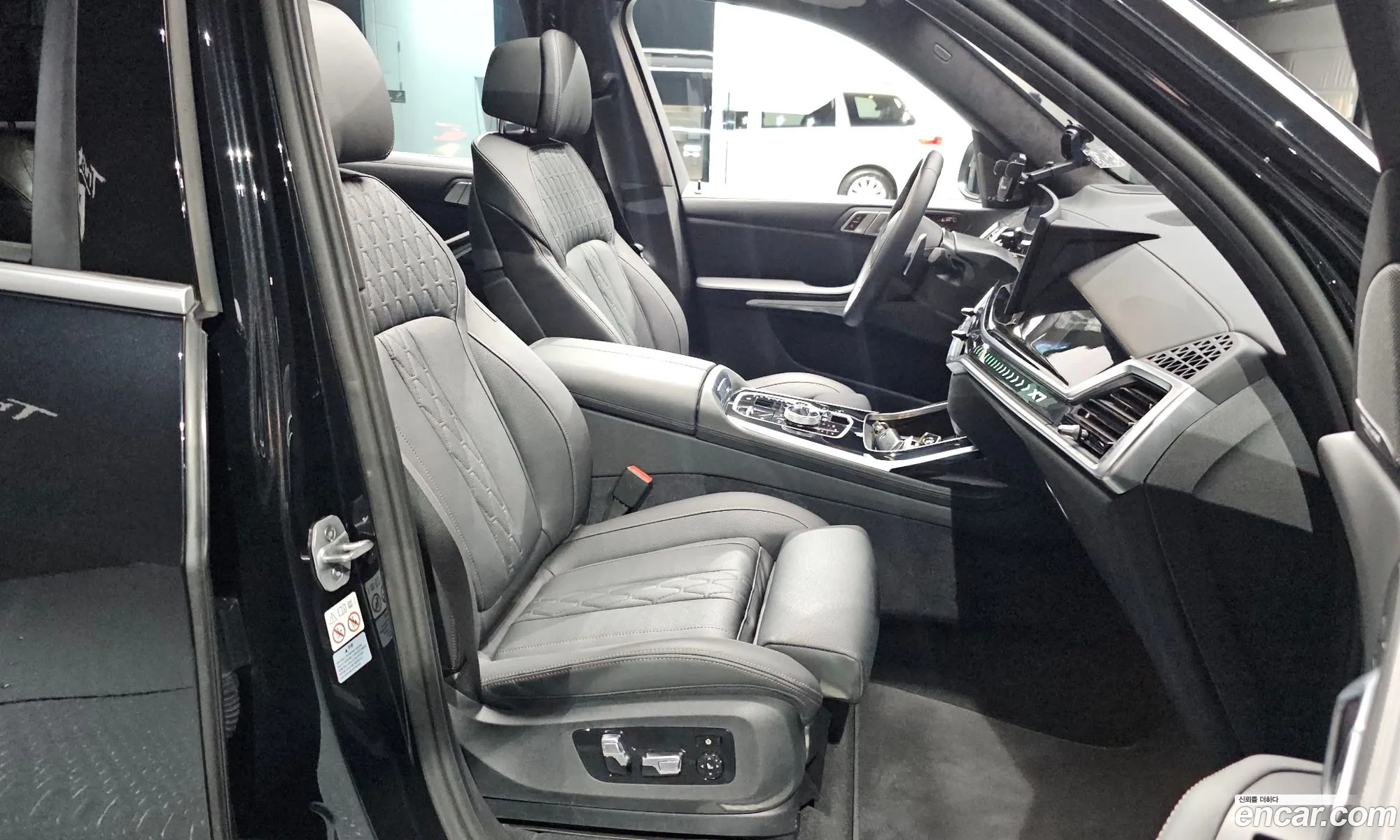 BMW X7 2024 — 11