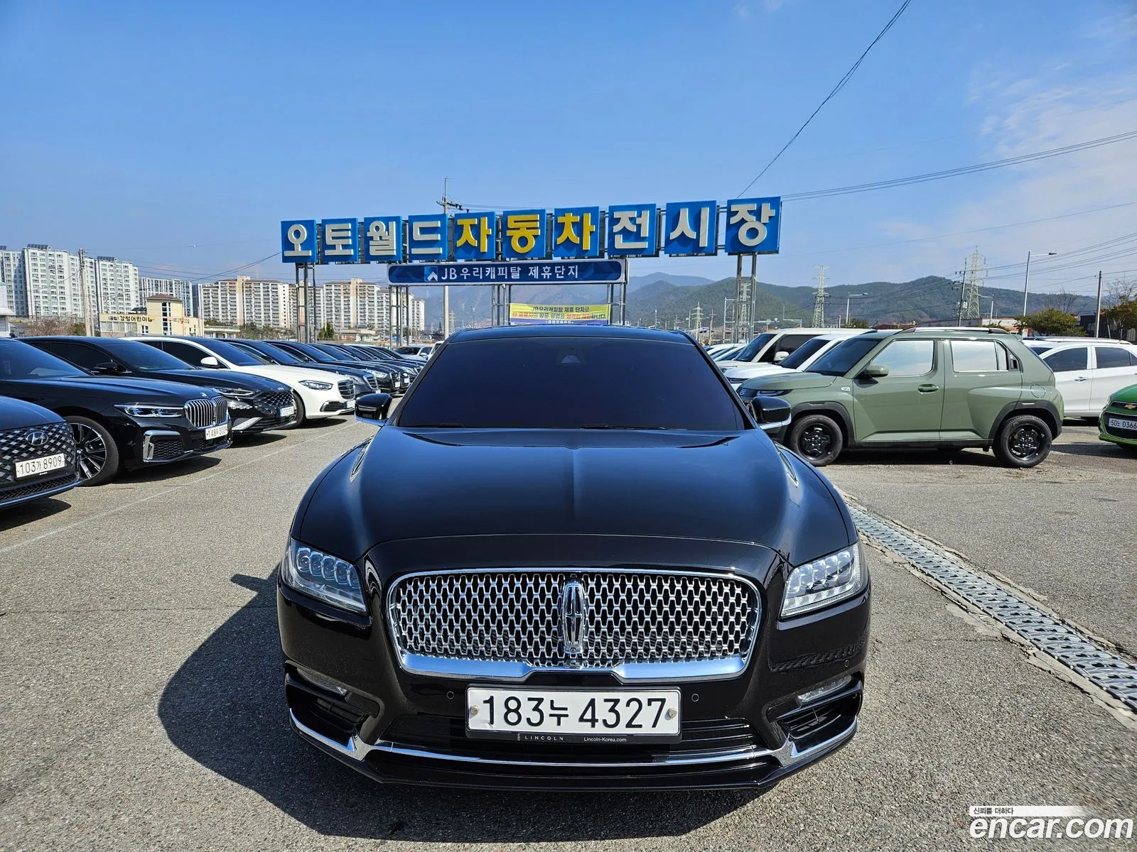 Lincoln Continental 10th Gen 2019 — 15
