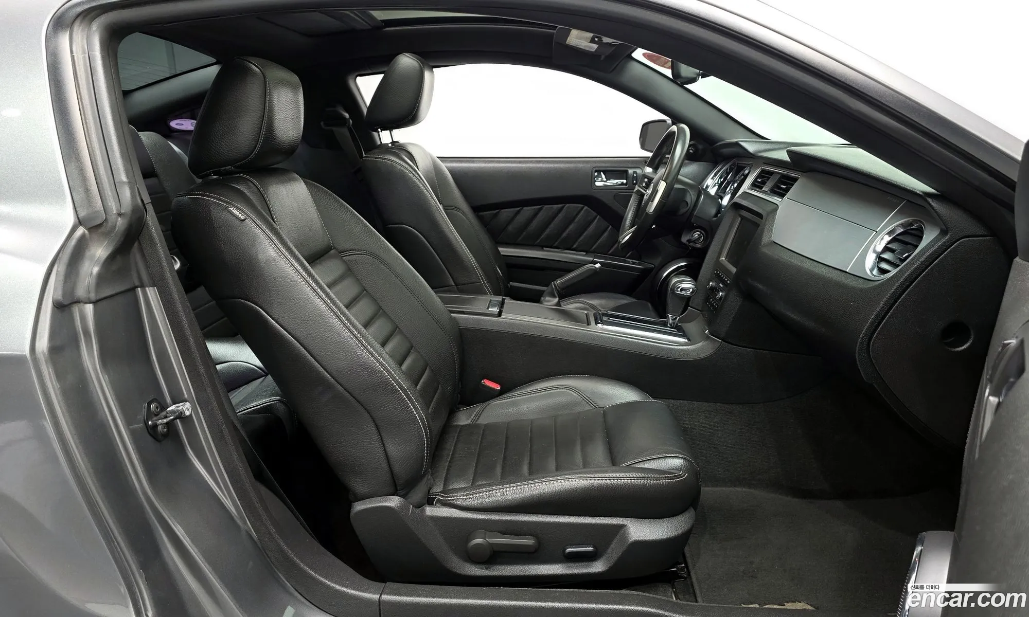 Ford Mustang 2010 1ZVBP8AN8A5178088 — 3