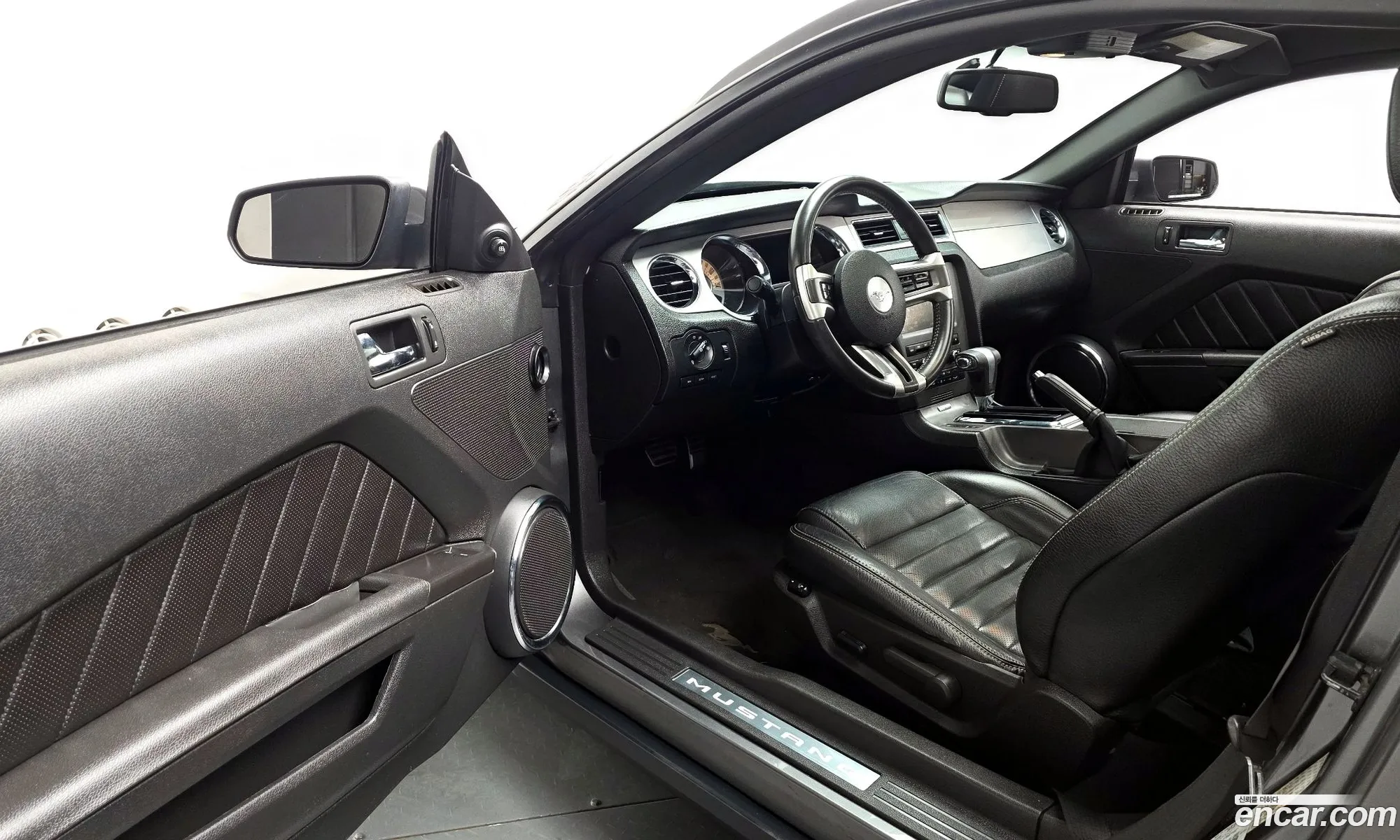 Ford Mustang 2010 1ZVBP8AN8A5178088 — 8