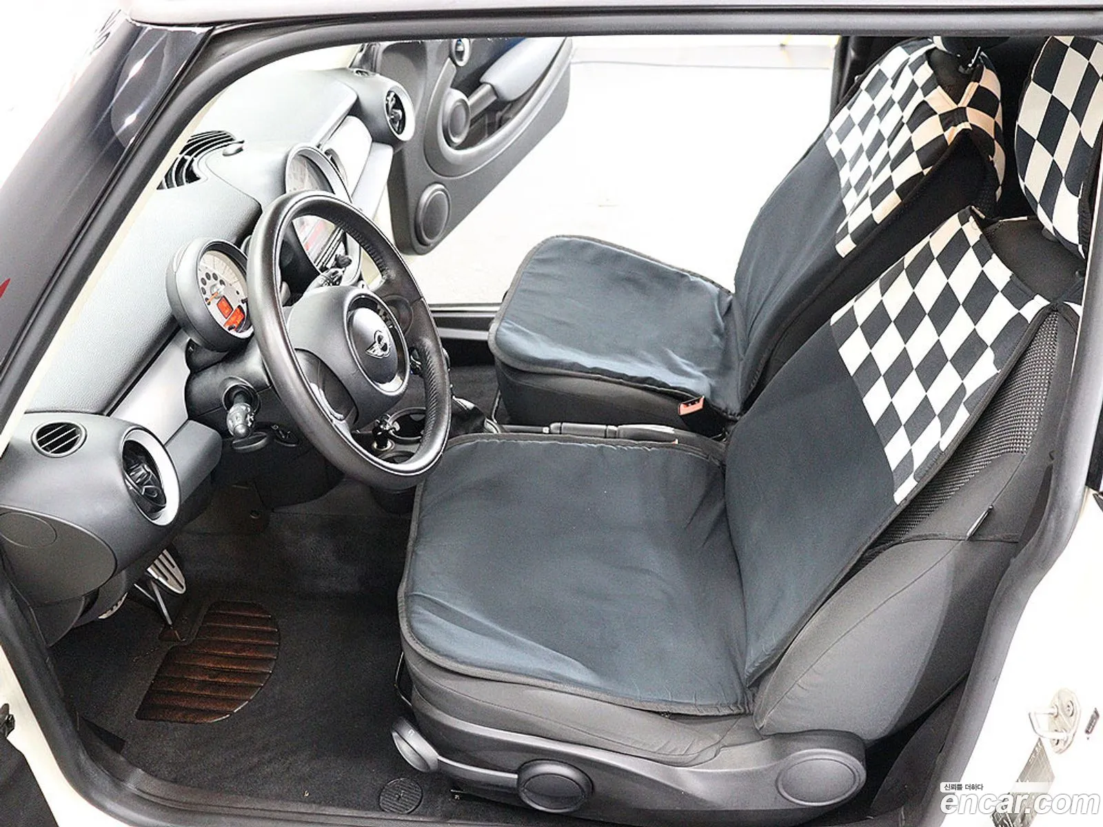Mini Cooper 2011 — 3