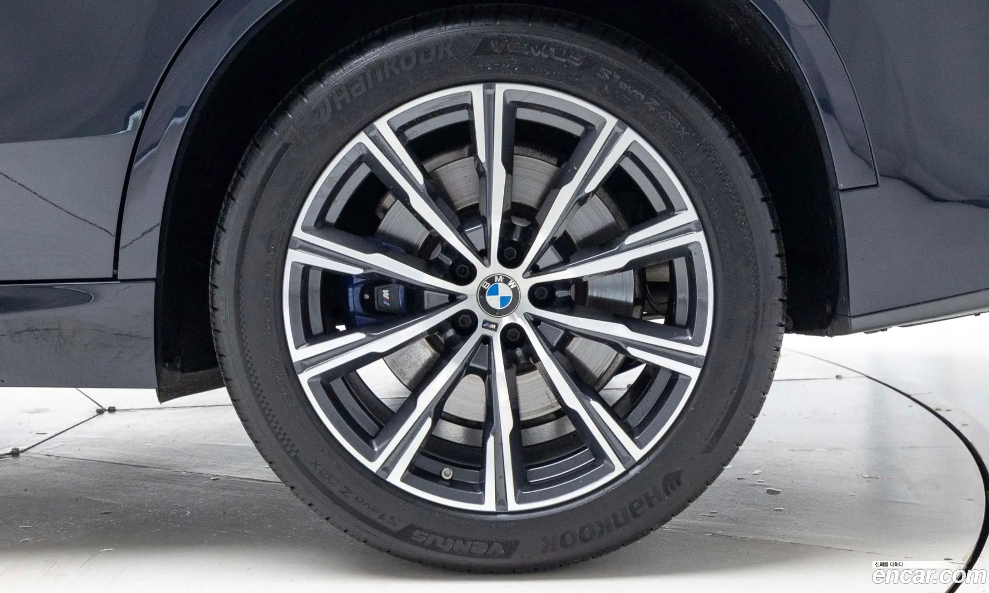 BMW X5 2021 — 9