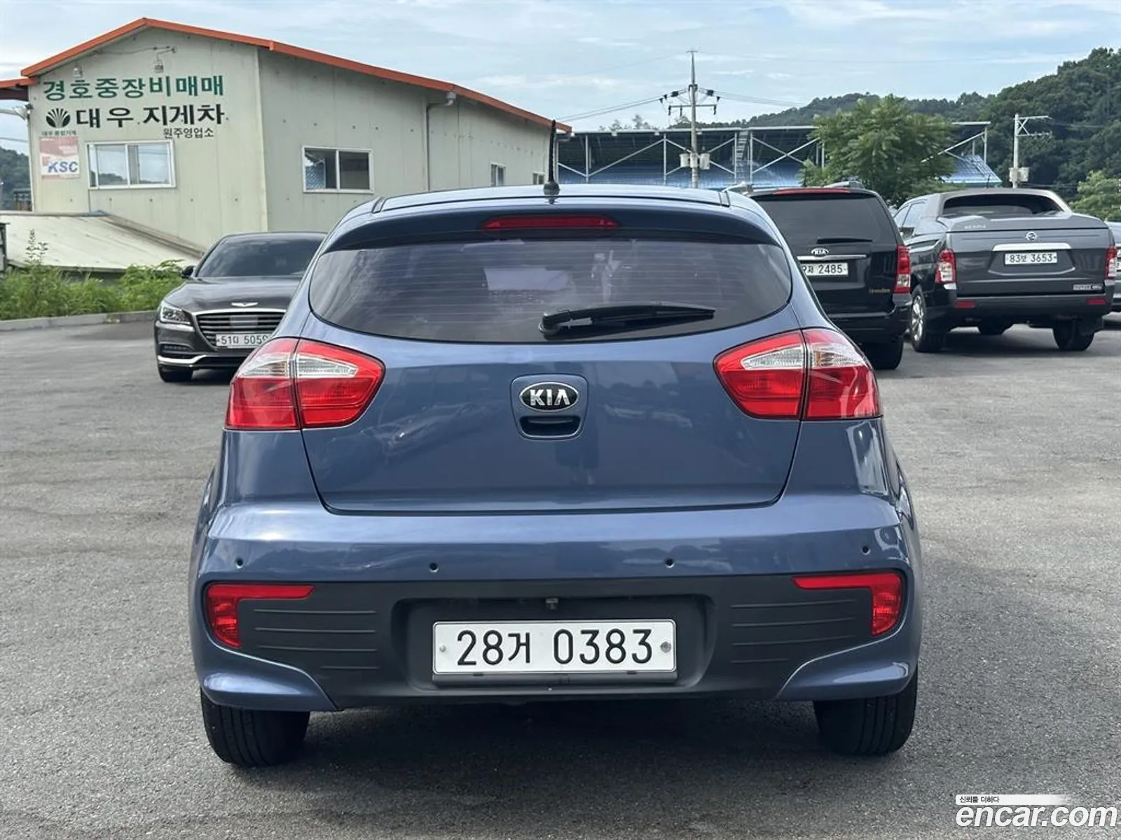 Kia Pride 2015 — 3