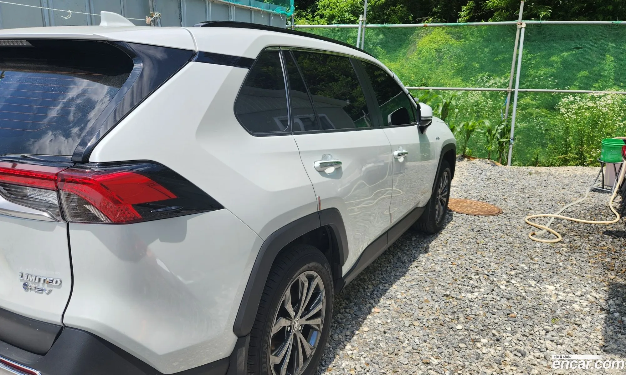 Toyota RAV4 2025 — 5