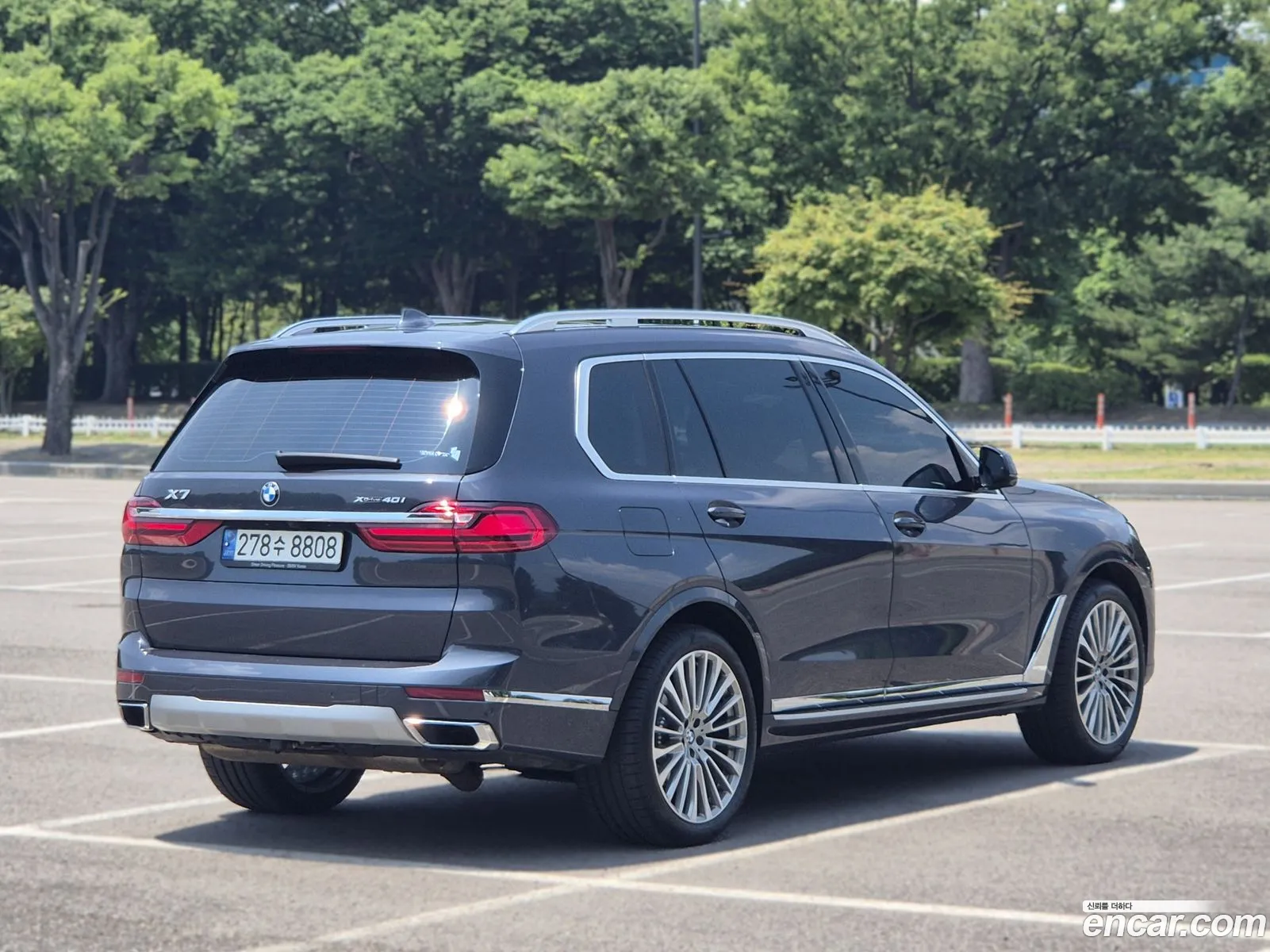 BMW X7 2021 — 15
