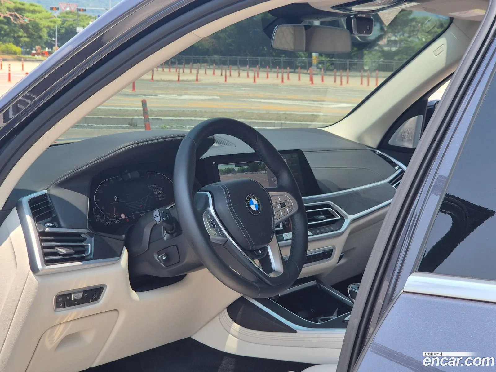 BMW X7 2021 — 3