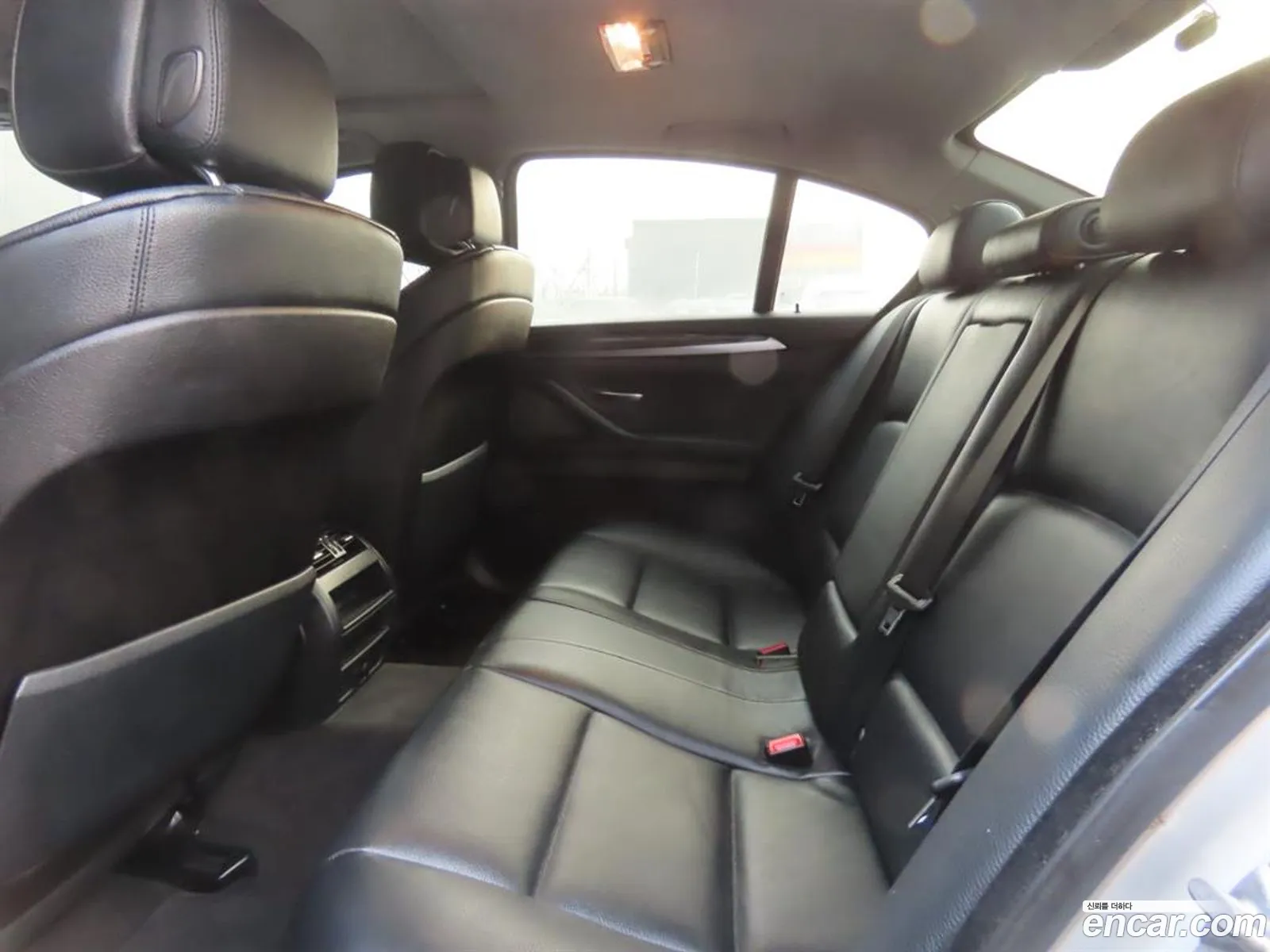BMW 5 Series 2012 — 16