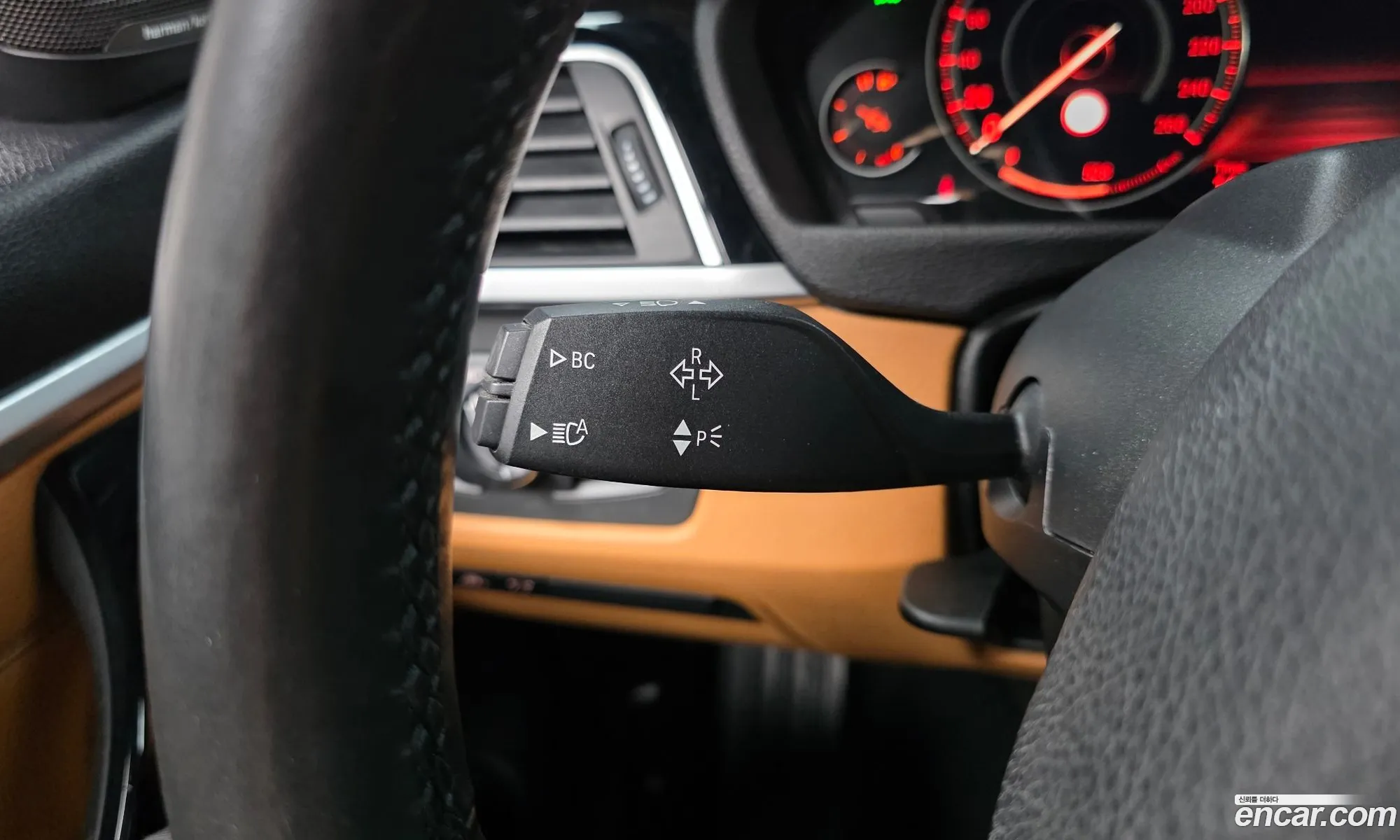 BMW 4 Series 2018 WBA4Z110XJEF34834 — 18