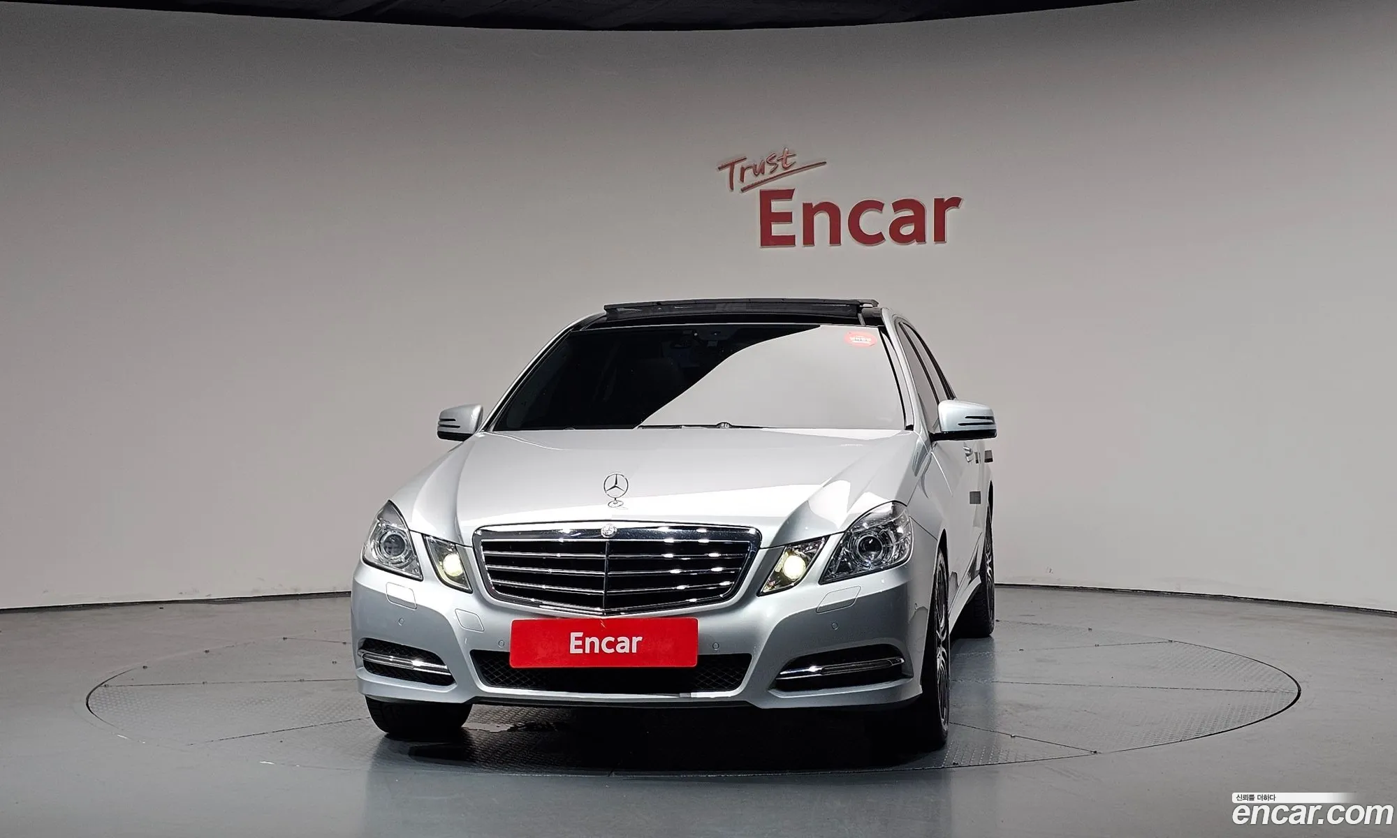 Mercedes-Benz E-Class W212 2011 WDDHF8HB9BA365253 — 9