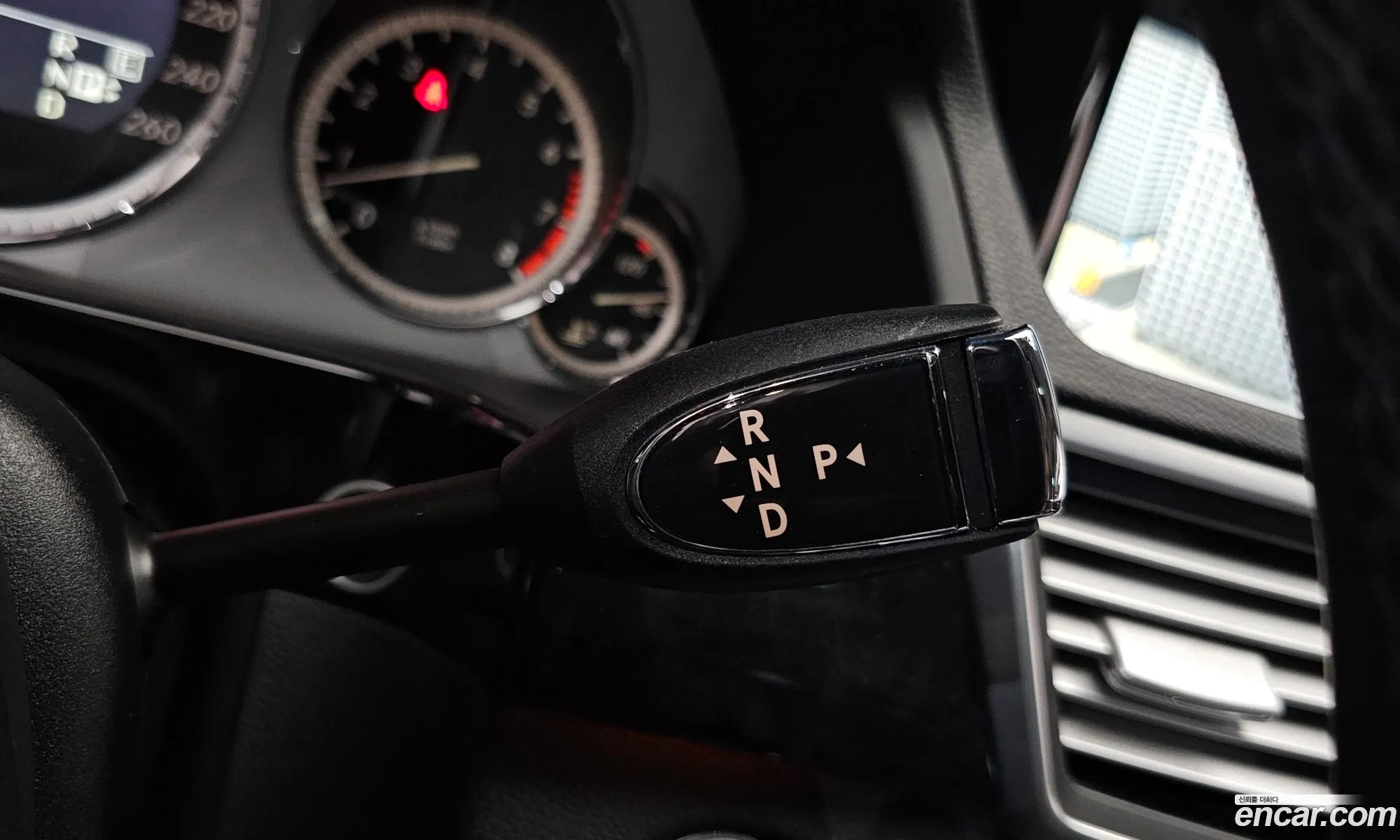 Mercedes-Benz E-Class W212 2011 WDDHF8HB9BA365253 — 5