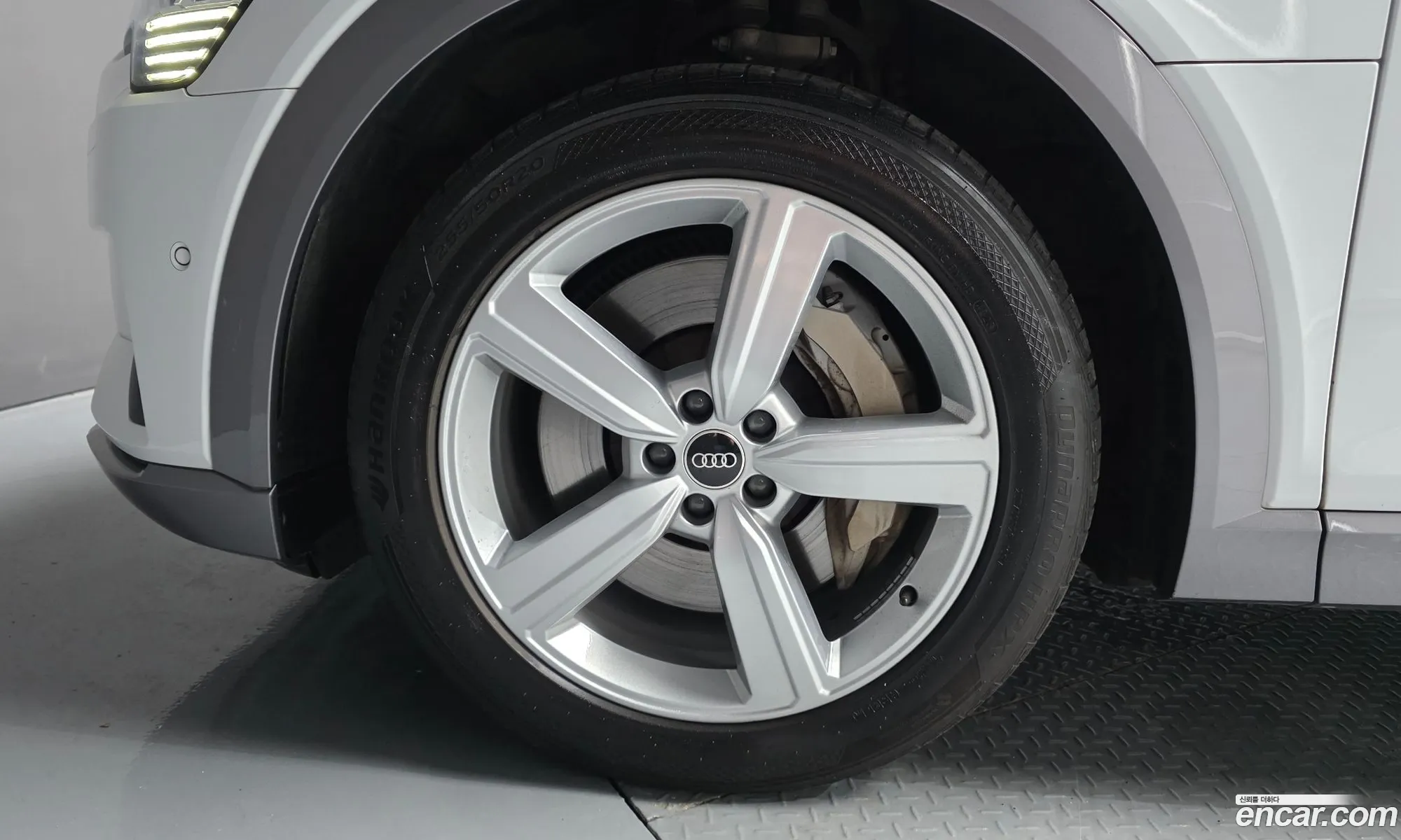 Audi e-tron 2022 WAUZZZGE1NB025257 — 3