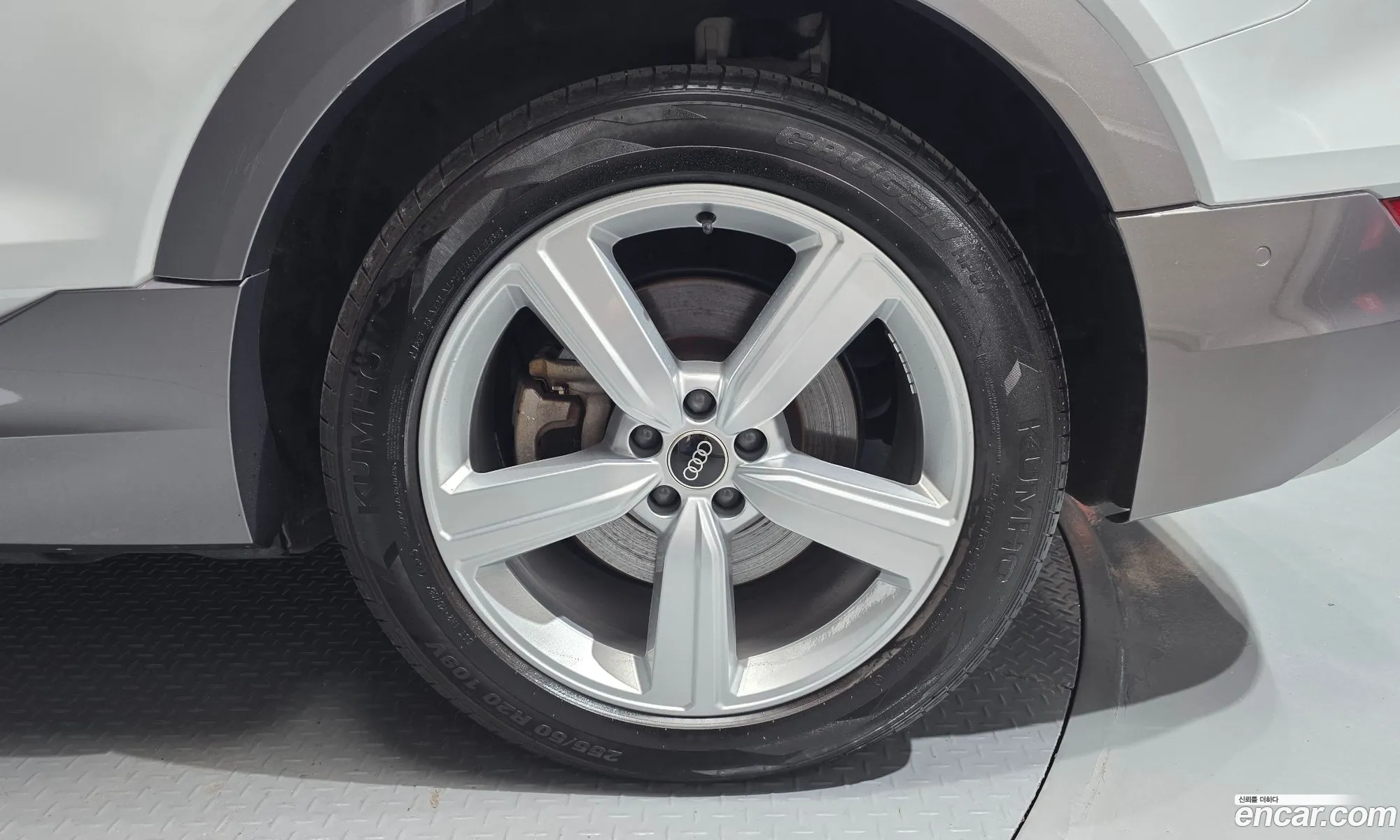 Audi e-tron 2022 WAUZZZGE1NB025257 — 16