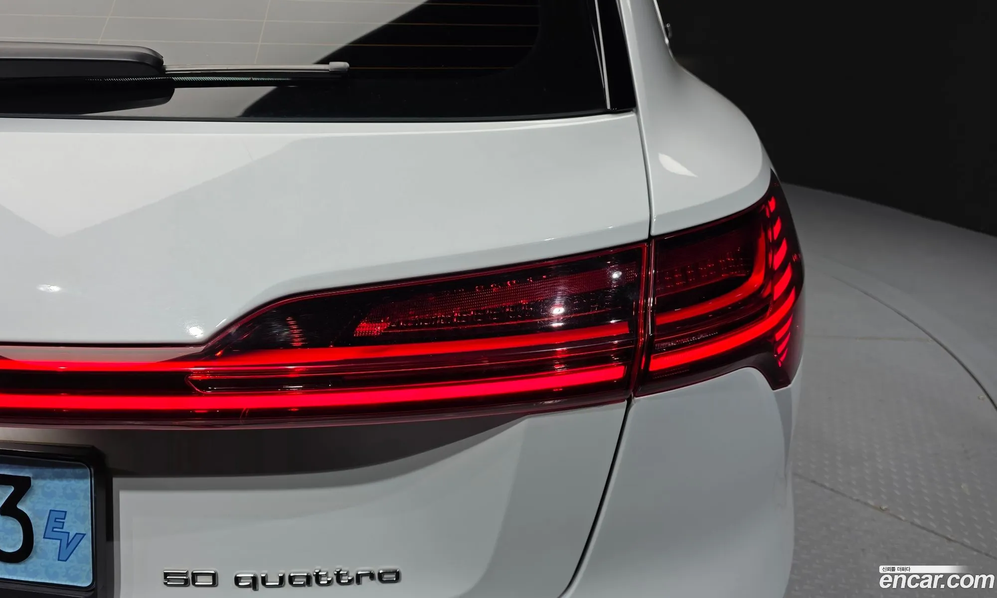 Audi e-tron 2022 WAUZZZGE1NB025257 — 17