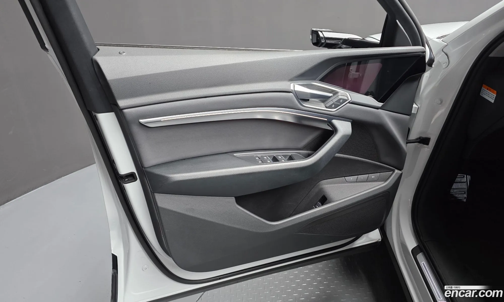 Audi e-tron 2022 WAUZZZGE1NB025257 — 8