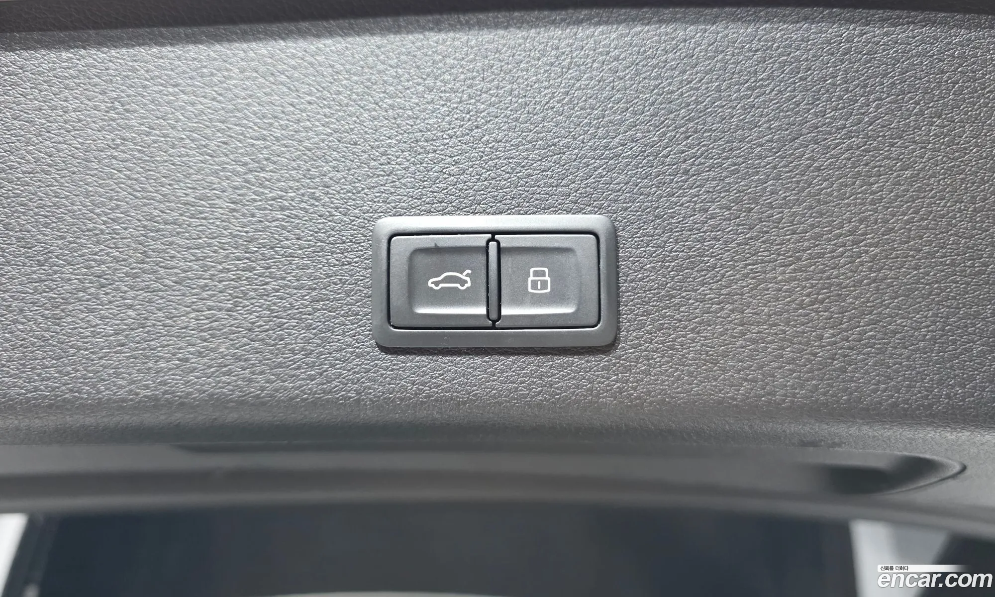 Audi e-tron 2022 WAUZZZGE1NB025257 — 21