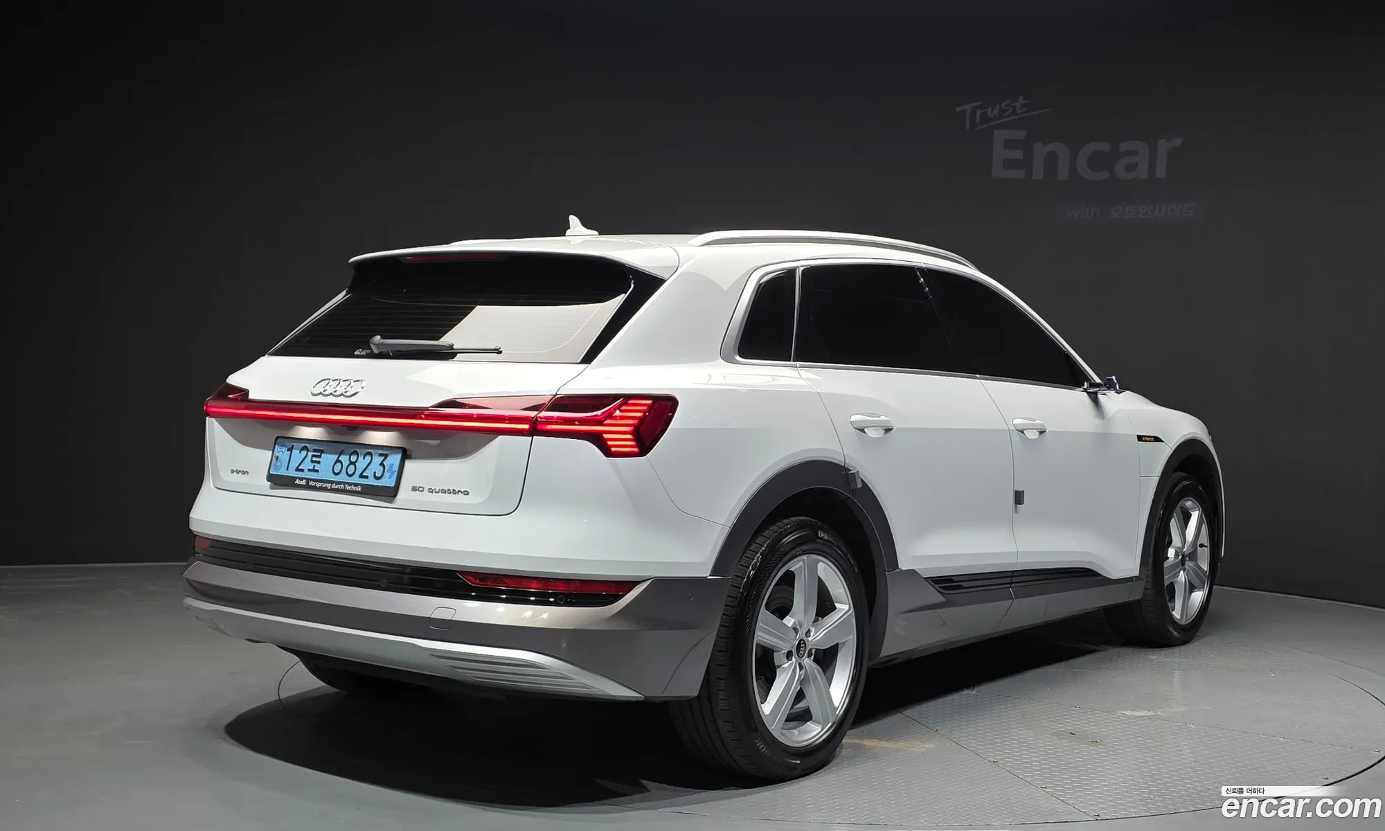 Audi e-tron 2022 WAUZZZGE1NB025257 — 26