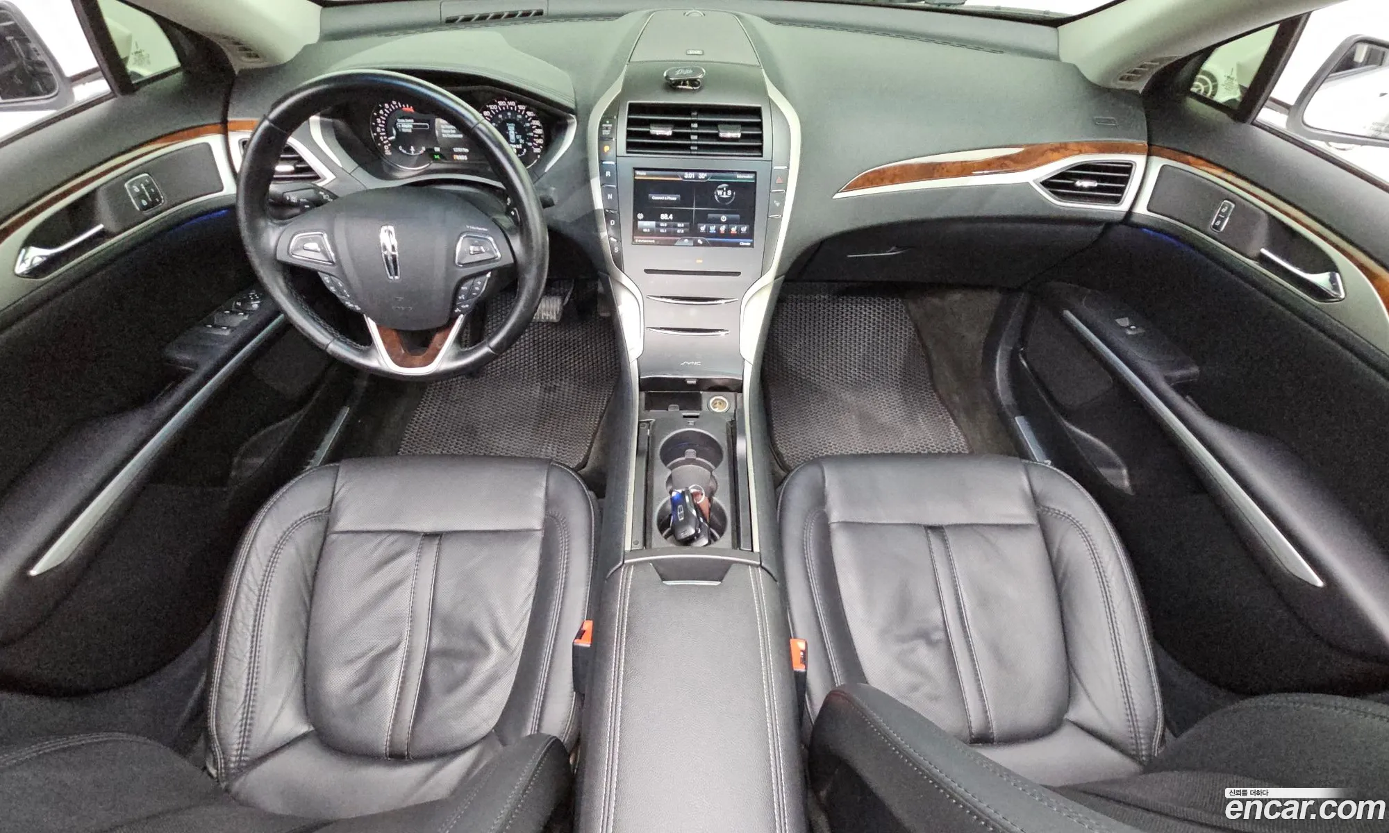 Lincoln MKZ 2016 3LN6L2G98GR626354 — 4