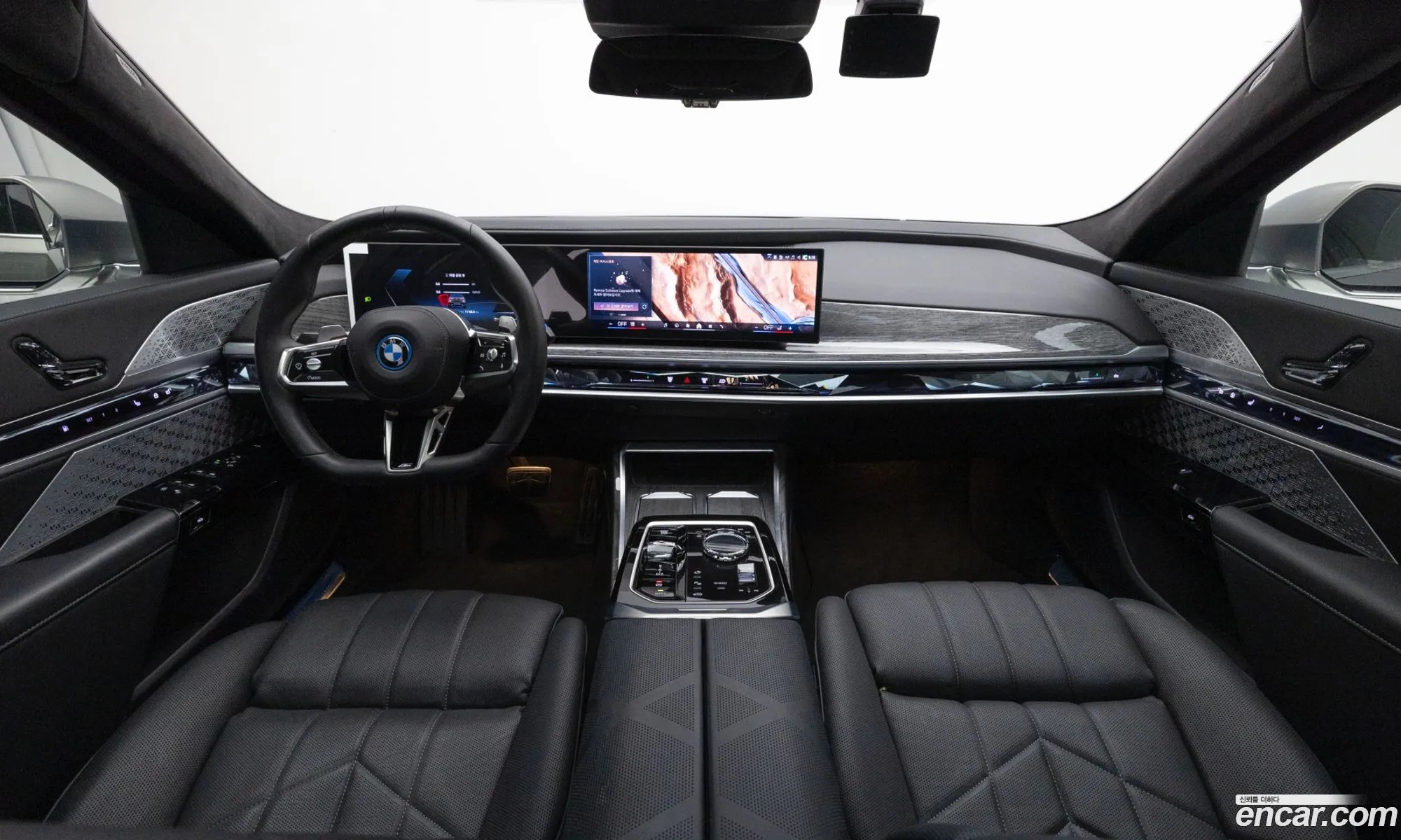 BMW 7 Series 2025 — 8