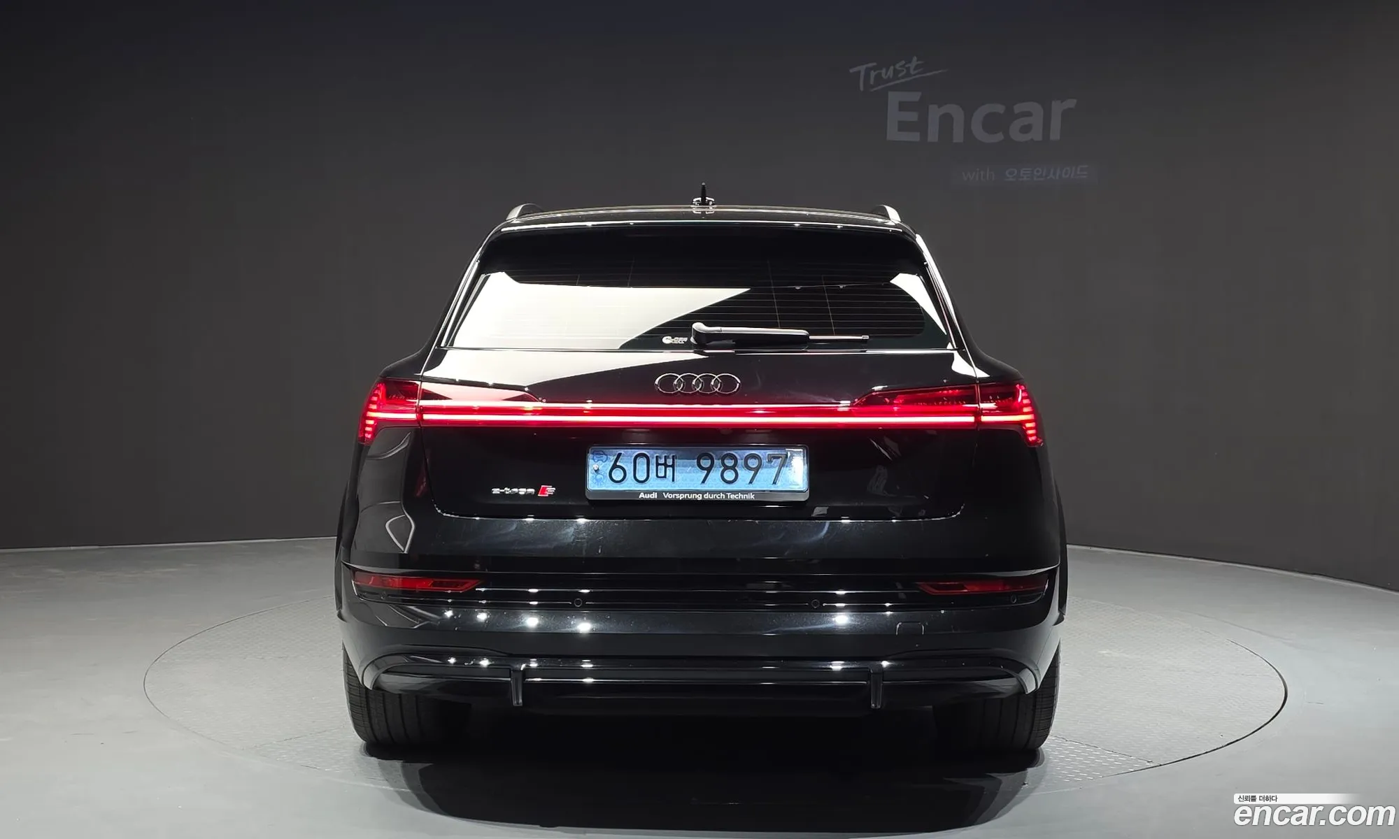 Audi e-tron 2022 WAUZZZGE0NB028571 — 3