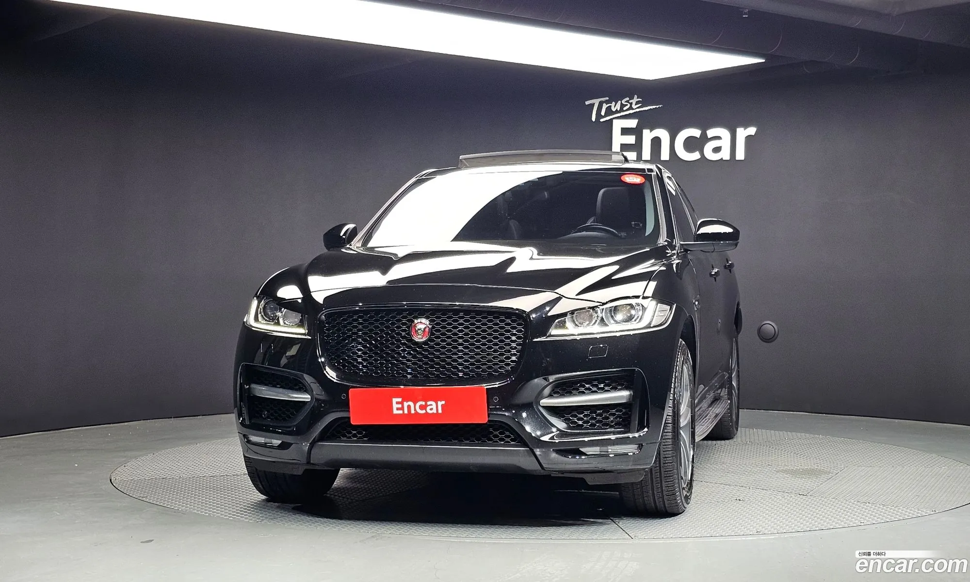 Jaguar F-Pace 2016 SADCA2BN9HA047598 — 20