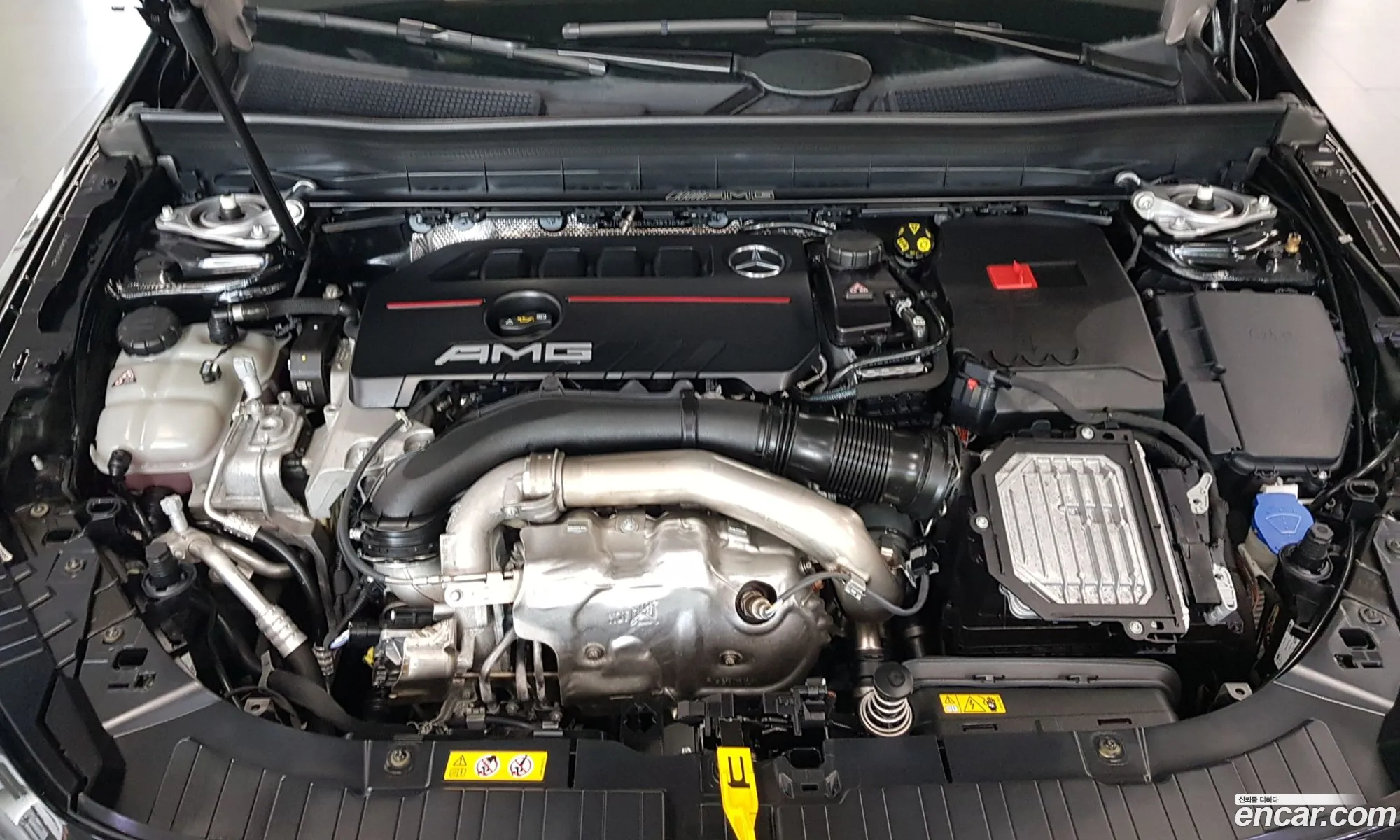 Mercedes-Benz GLB-Class X247 2025 — 15