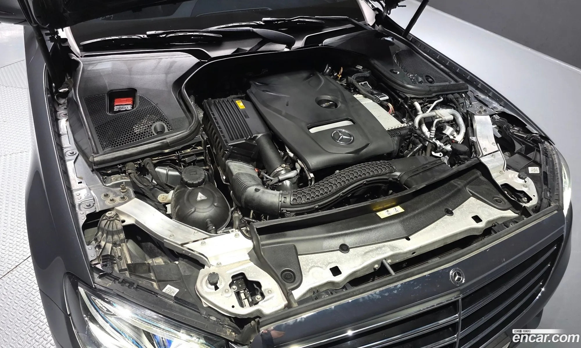 Mercedes-Benz E-Class W213 2017 WDDZF4JB4JA338225 — 20