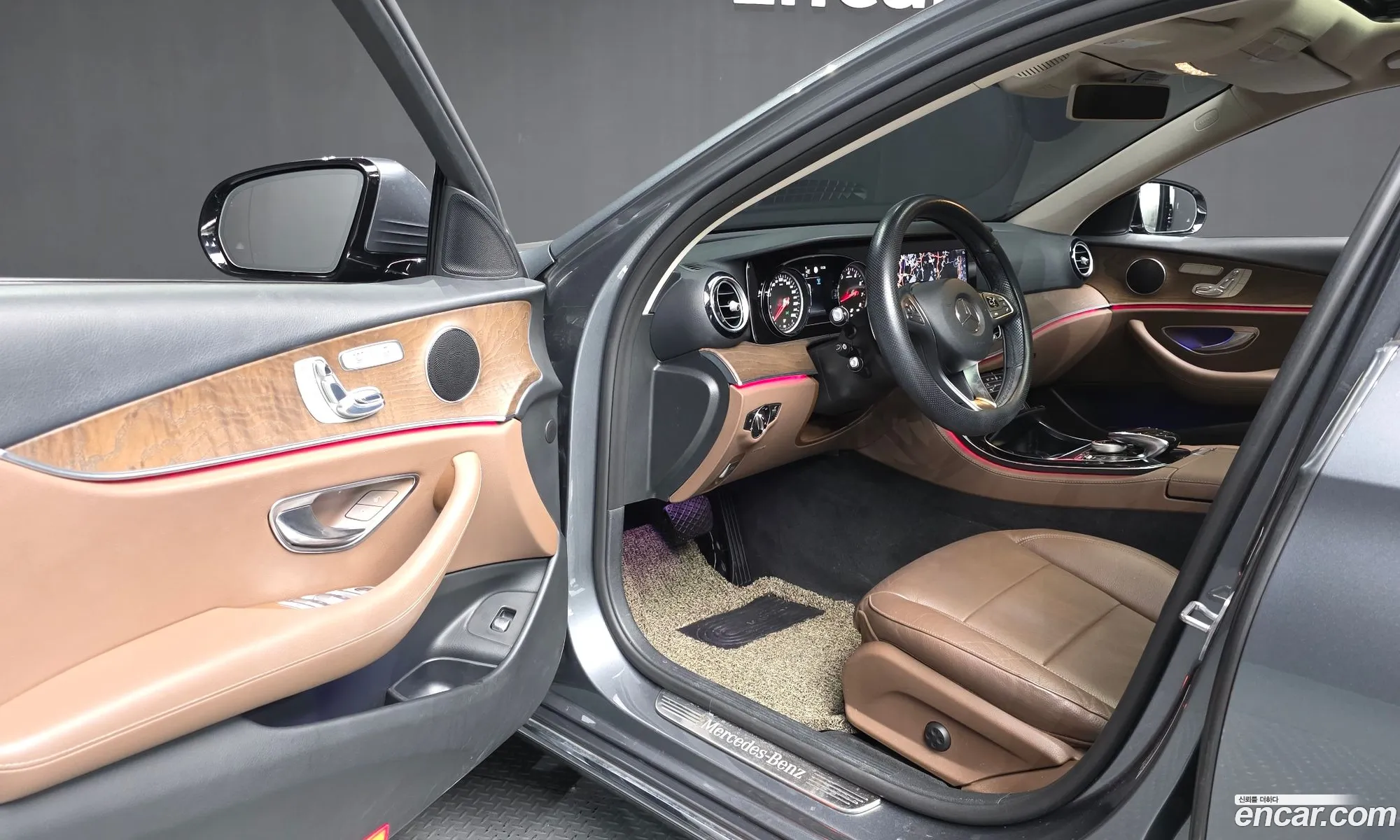 Mercedes-Benz E-Class W213 2017 WDDZF4JB4JA338225 — 7