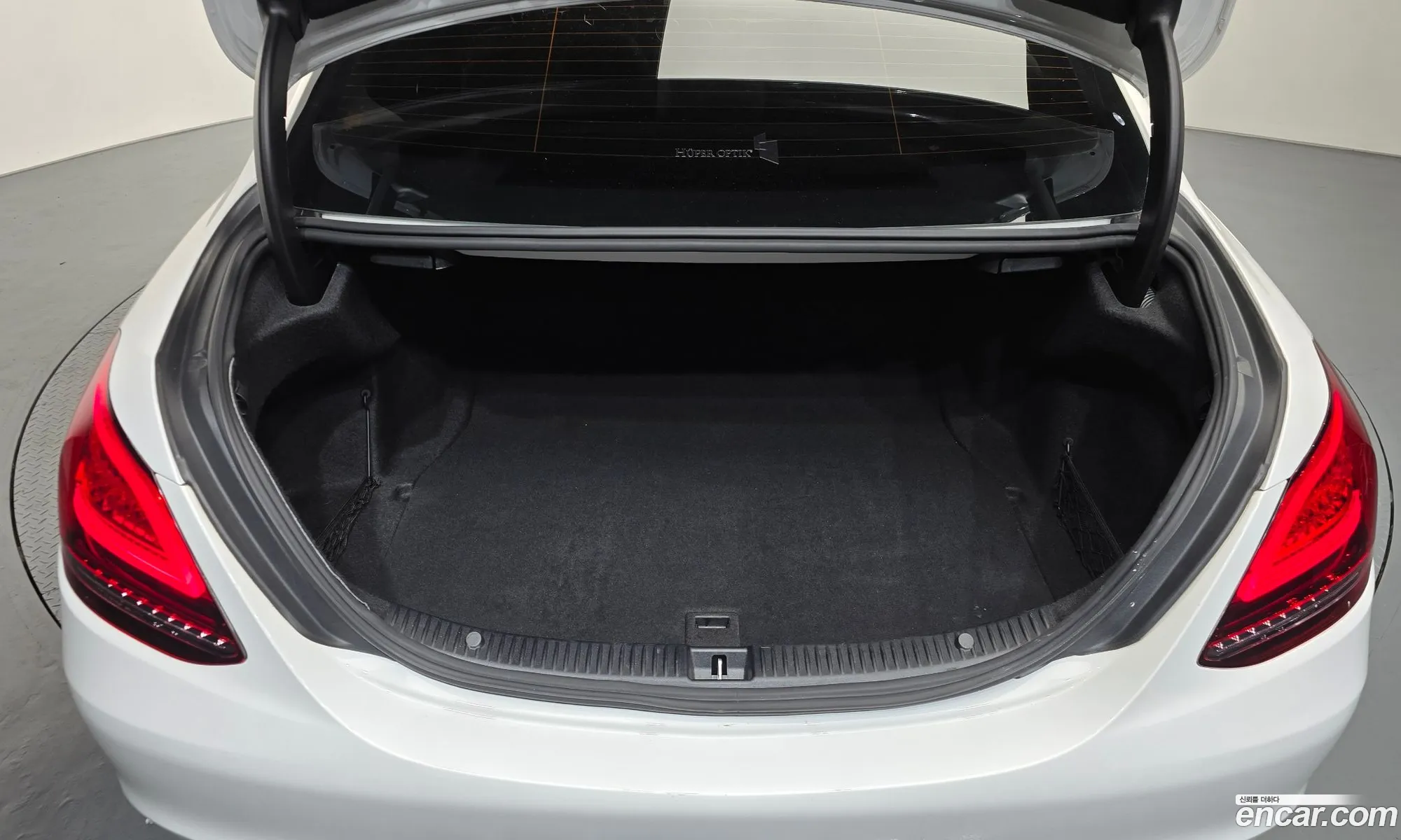 Mercedes-Benz C-Class W205 2019 — 16