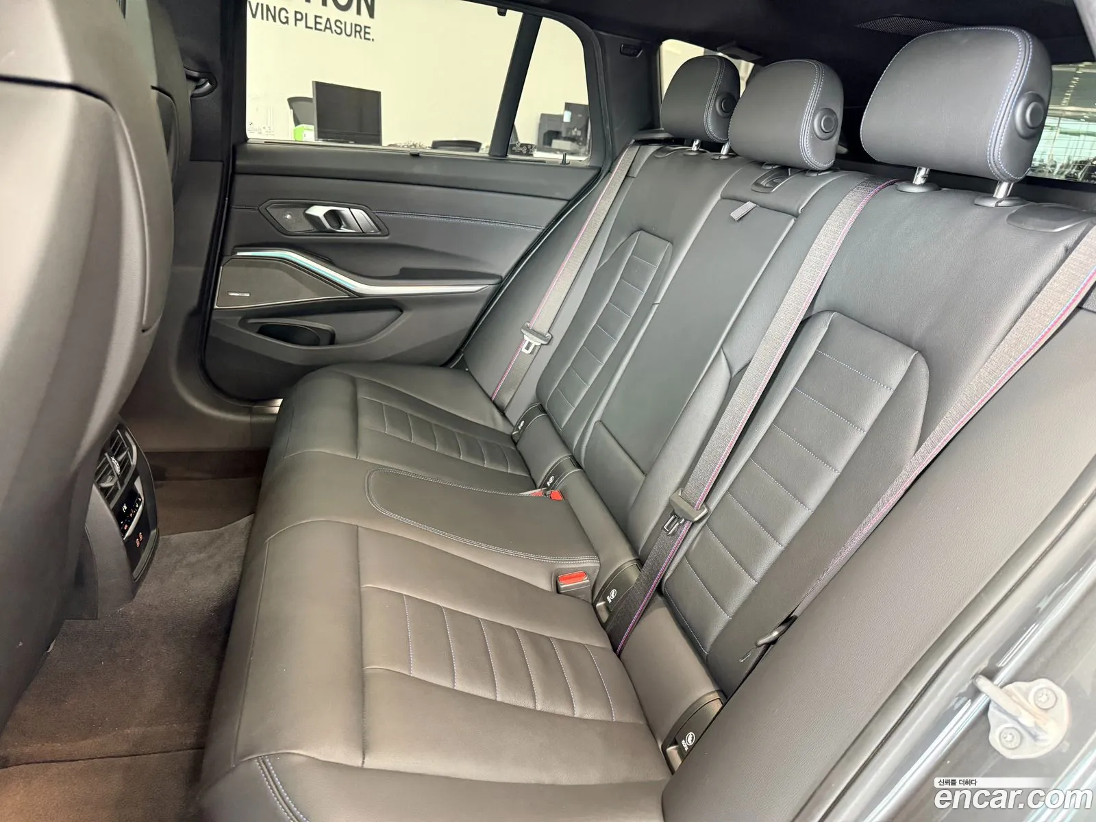 BMW 3 Series 2021 — 19
