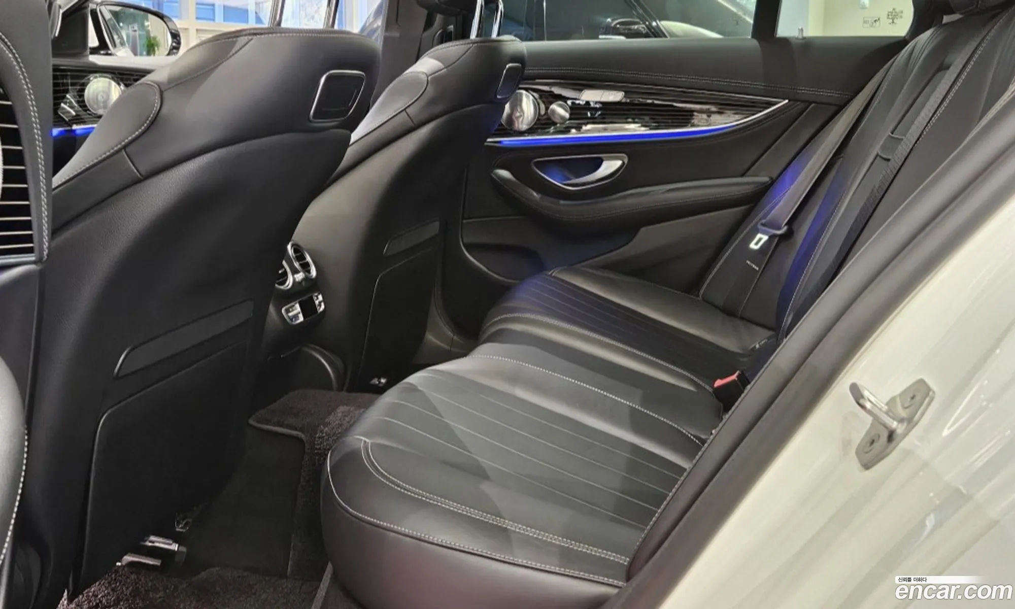 Mercedes-Benz E-Class W213 2018 — 18